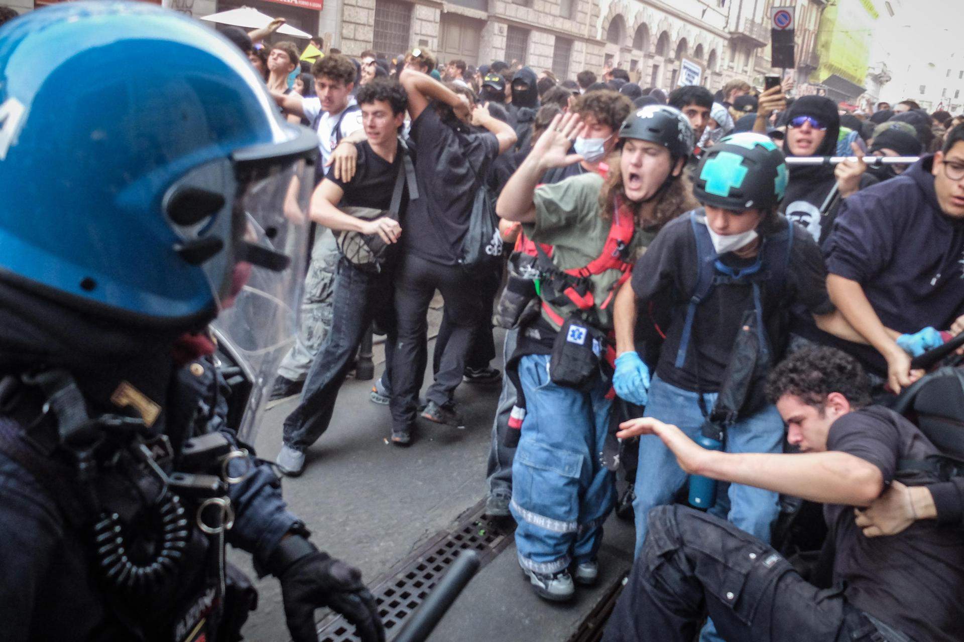 Manifestació contra el cost de la vida a Milà, Itàlia / EFE/EPA/MATTEO CORNER