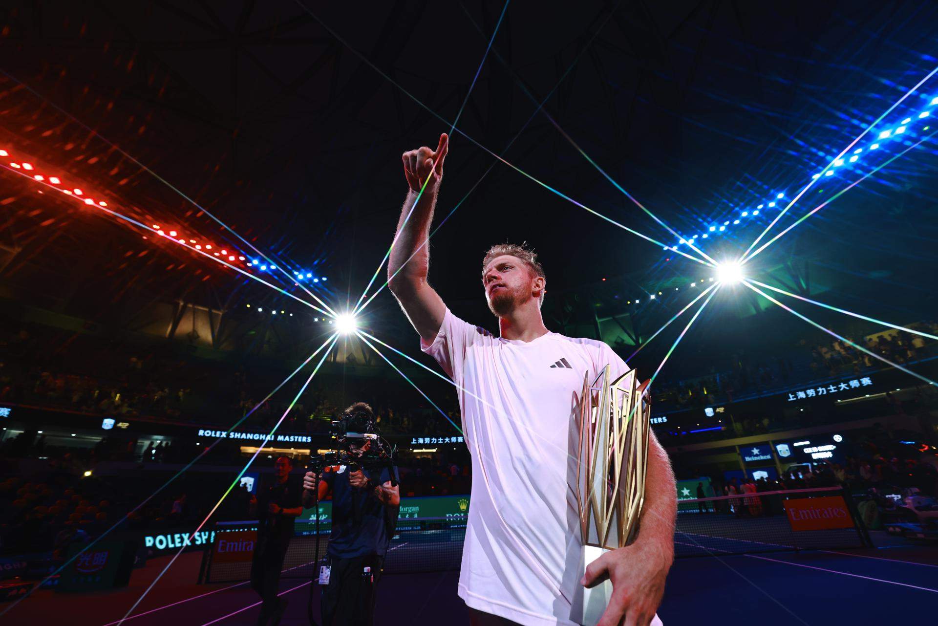 Davidovich capgira la final contra Jódar i trenca la maledicció espanyola a Shanghai