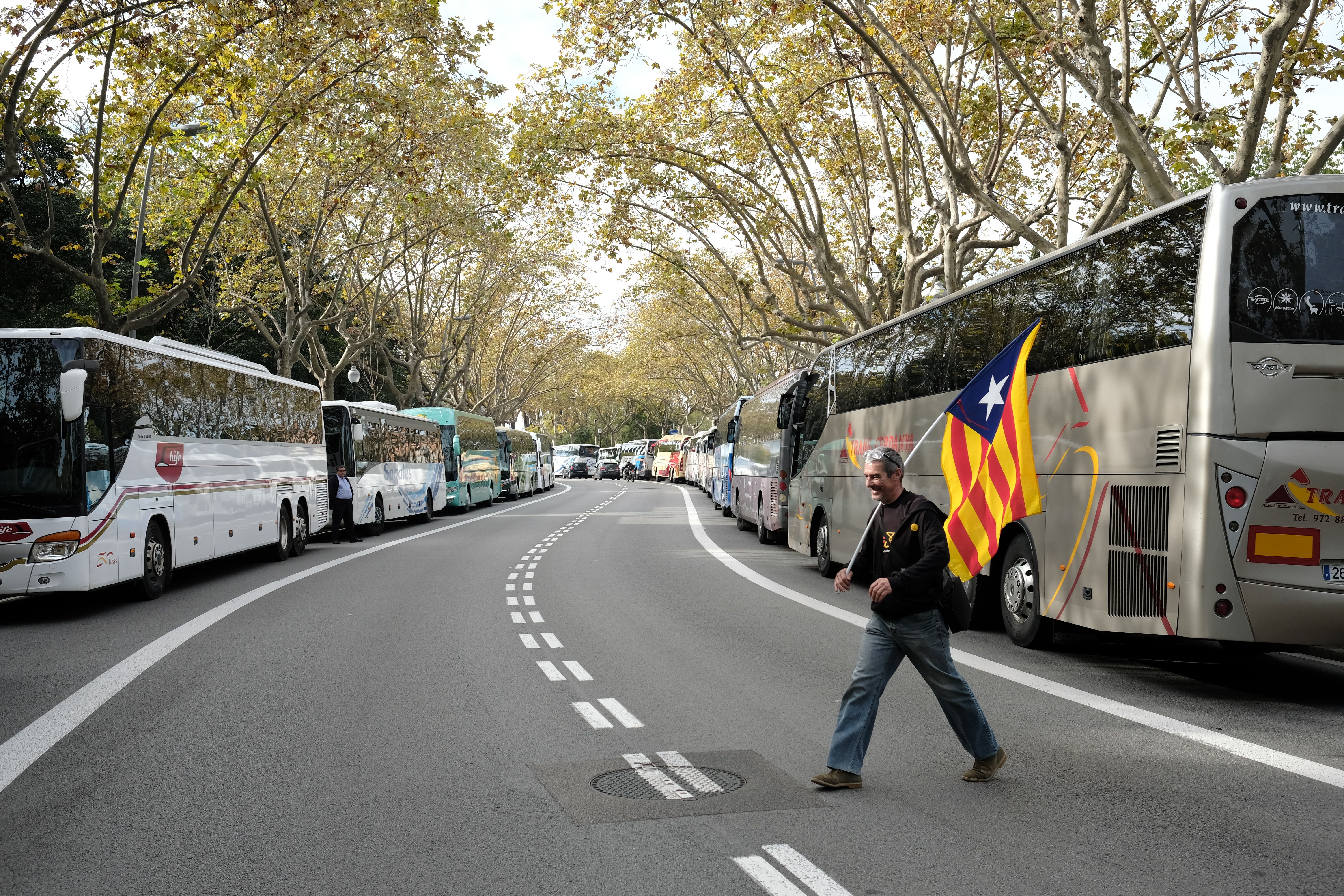 Més de 800 autocars mobilitzats per a la manifestació de diumenge contra la repressió