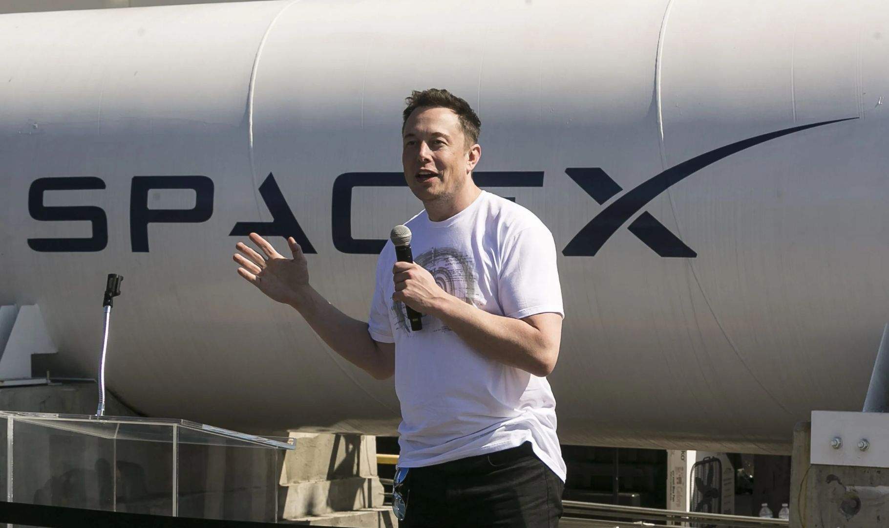 Elon Musk explica com va crear SpaceX després de gairebé morir en unes vacances