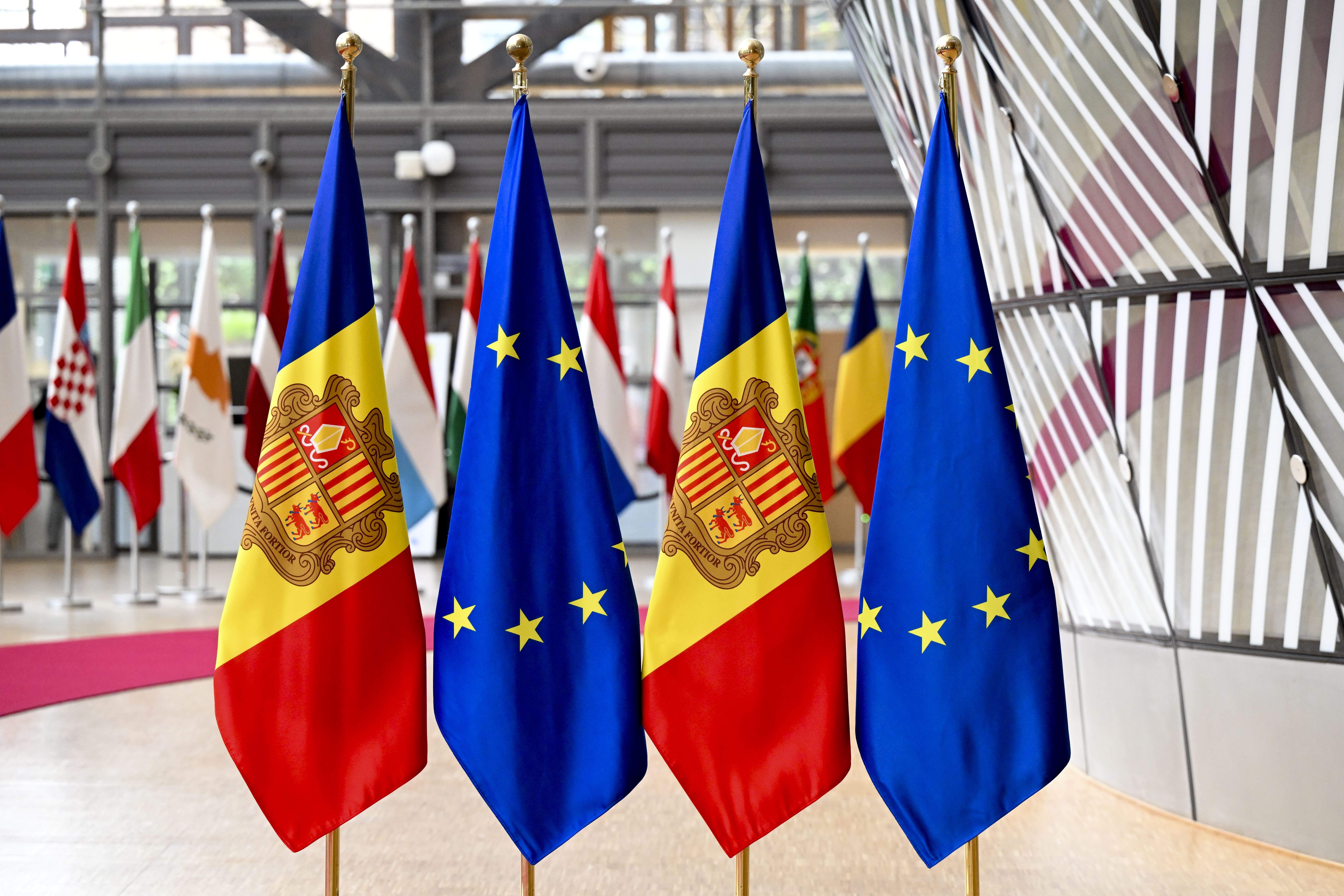 Andorra signa l'acord d'associació amb la UE després de deu anys de negociació i el sotmetrà a referèndum