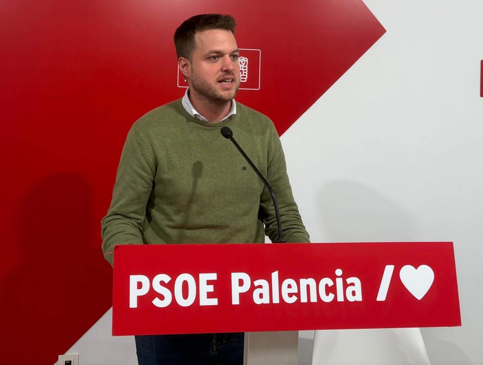 Daltabaix al PSOE de Palència: la llista electoral renuncia en bloc després que Ferraz imposi el número u