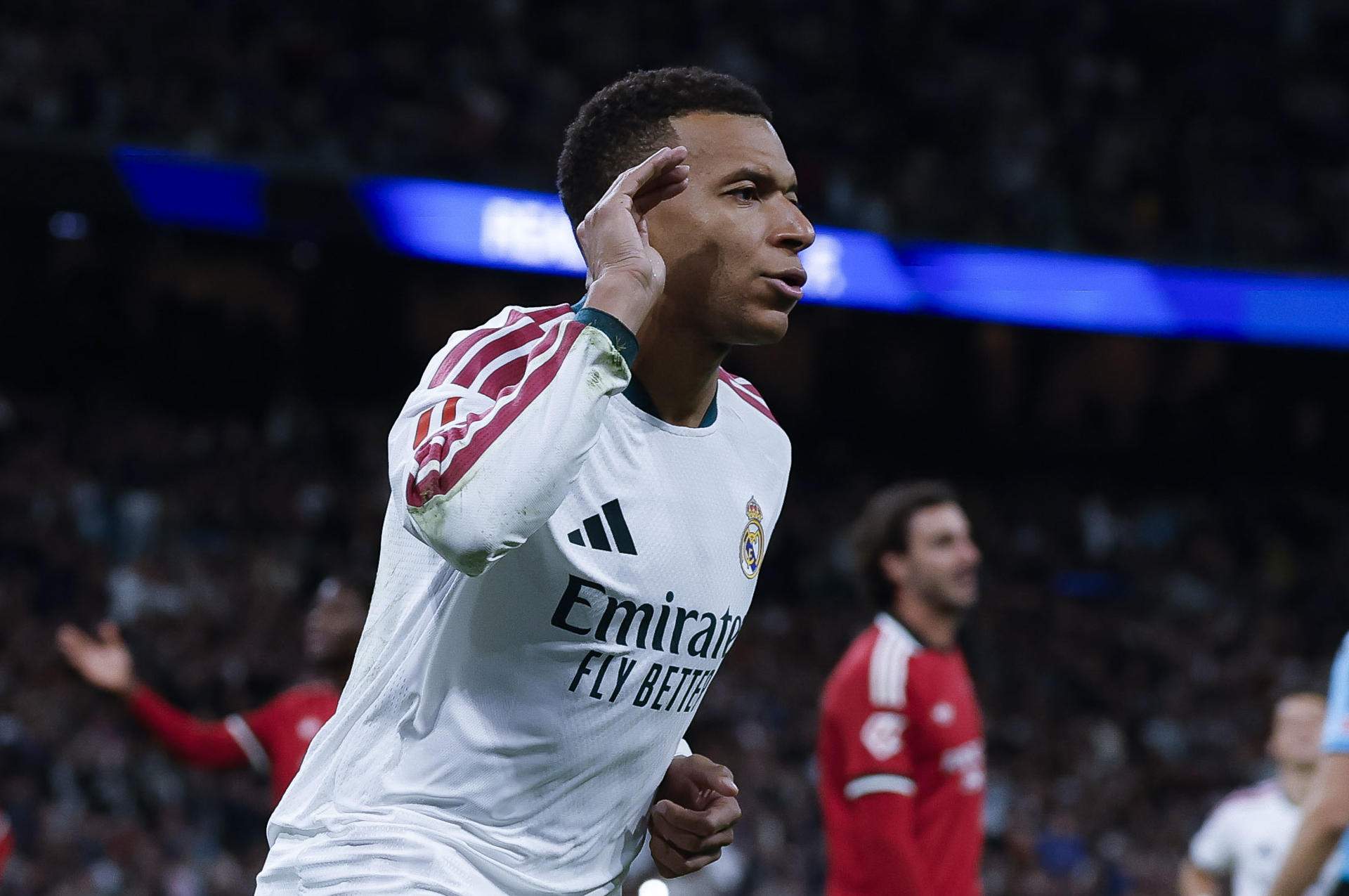 La catalalanòfoba conversa de Mbappé que provoca els culers abans del Clàssic