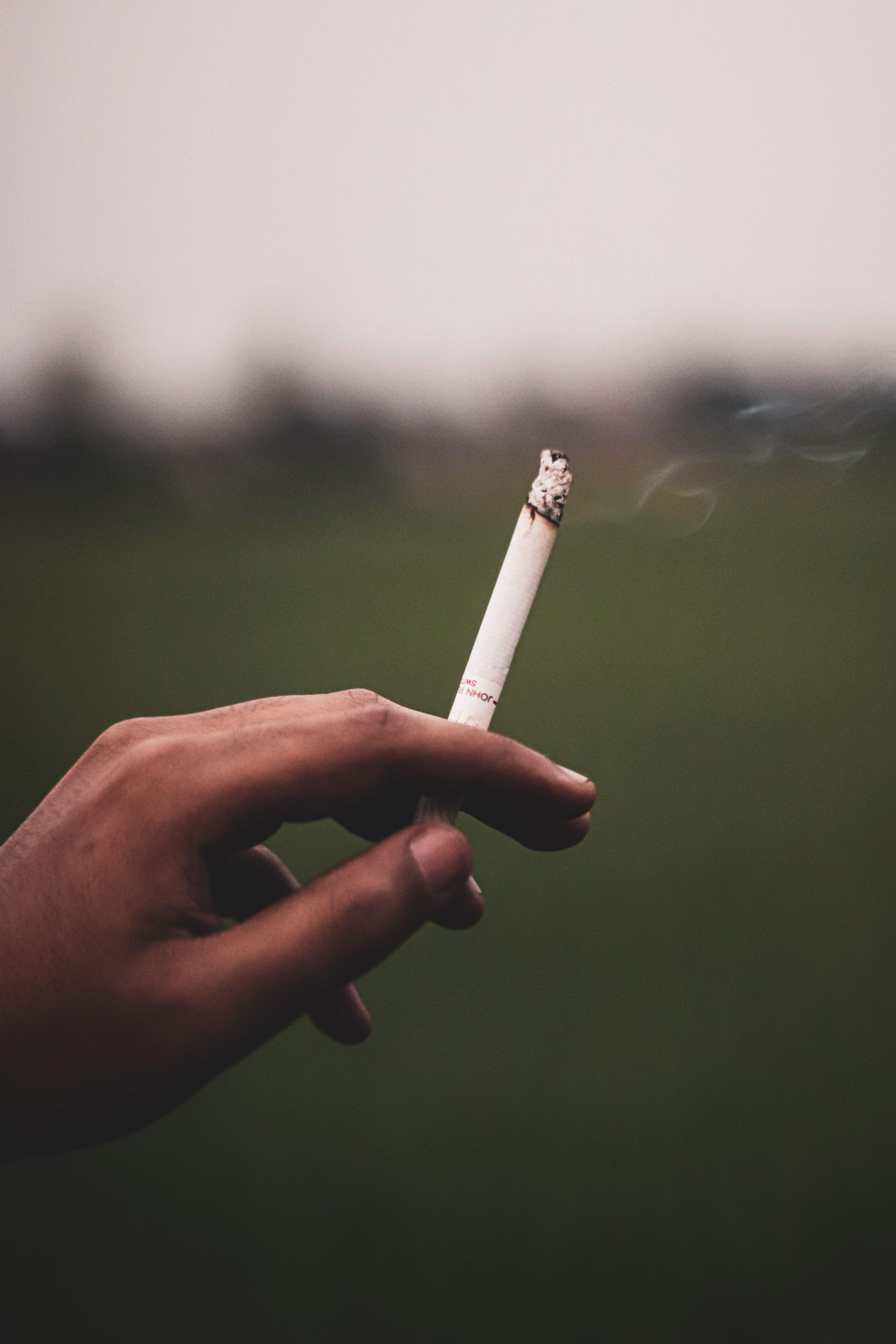 Las terrazas de los bares, el principal foco de exposición al humo del tabaco