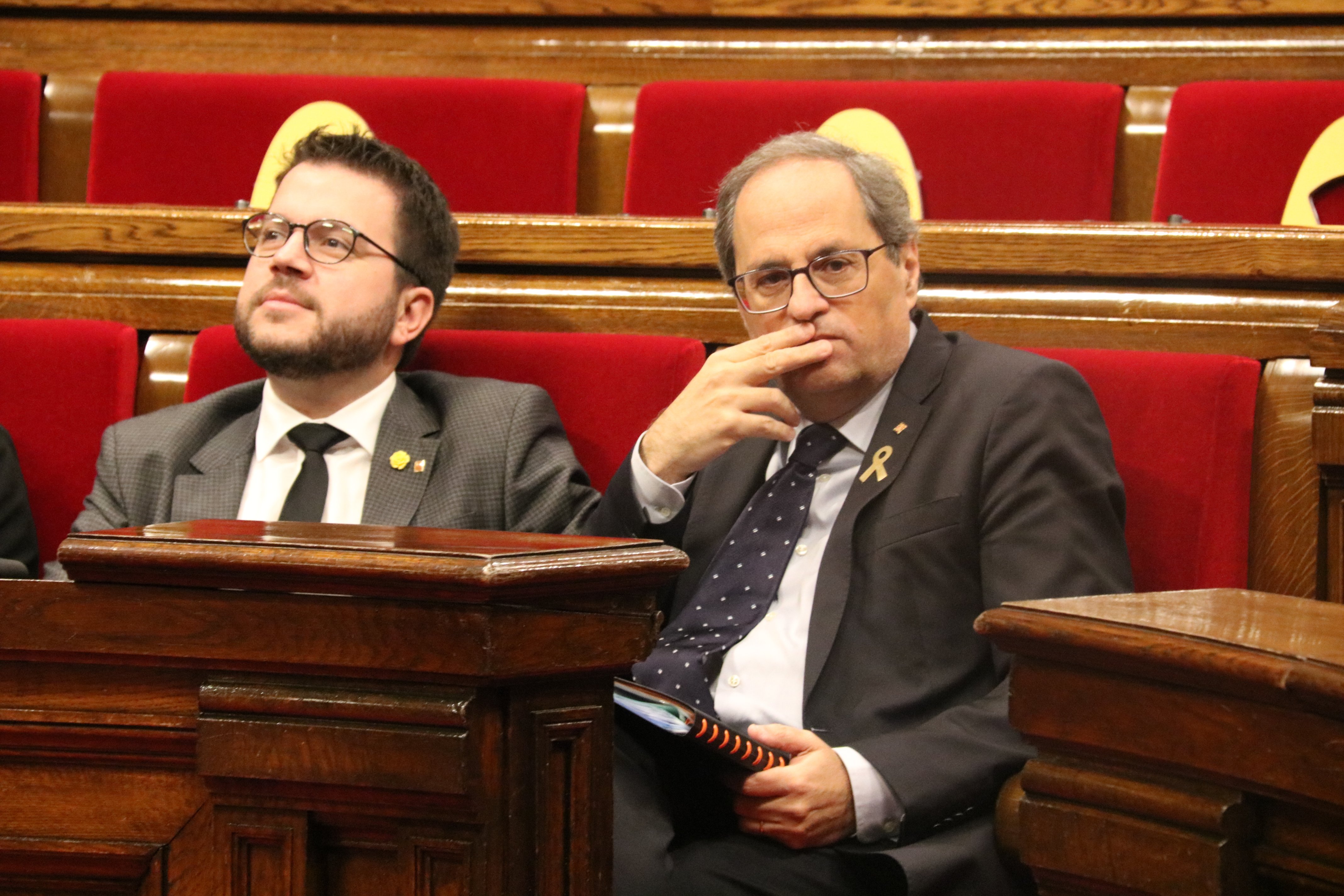 El Parlament insta el Govern a retornar les pagues extres abans d'acabar el 2020