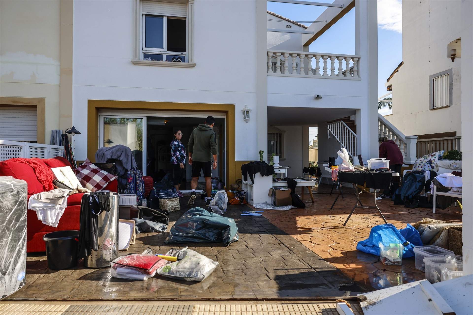 Oliva, zona zero de la dana Adam, intenta tornar a la normalitat: "Ho hem perdut tot"