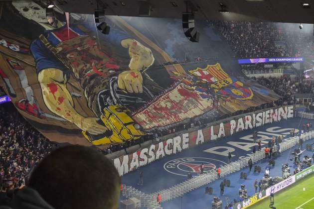 Pancarta PSG Barça / Foto: EFE Pancarta PSG Barça / Foto: EFE