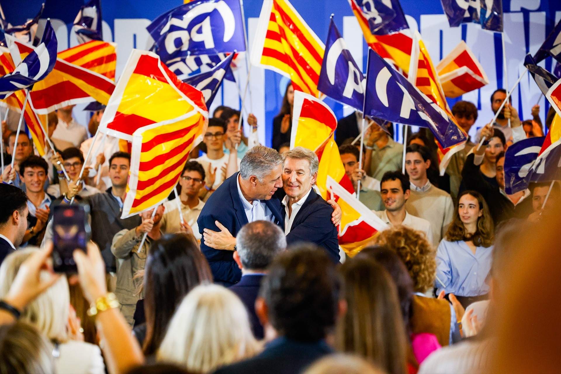 Albiol admet que el castellà està garantit a Catalunya i indigna l'espanyolisme: "Al·lucinant i decebedor"