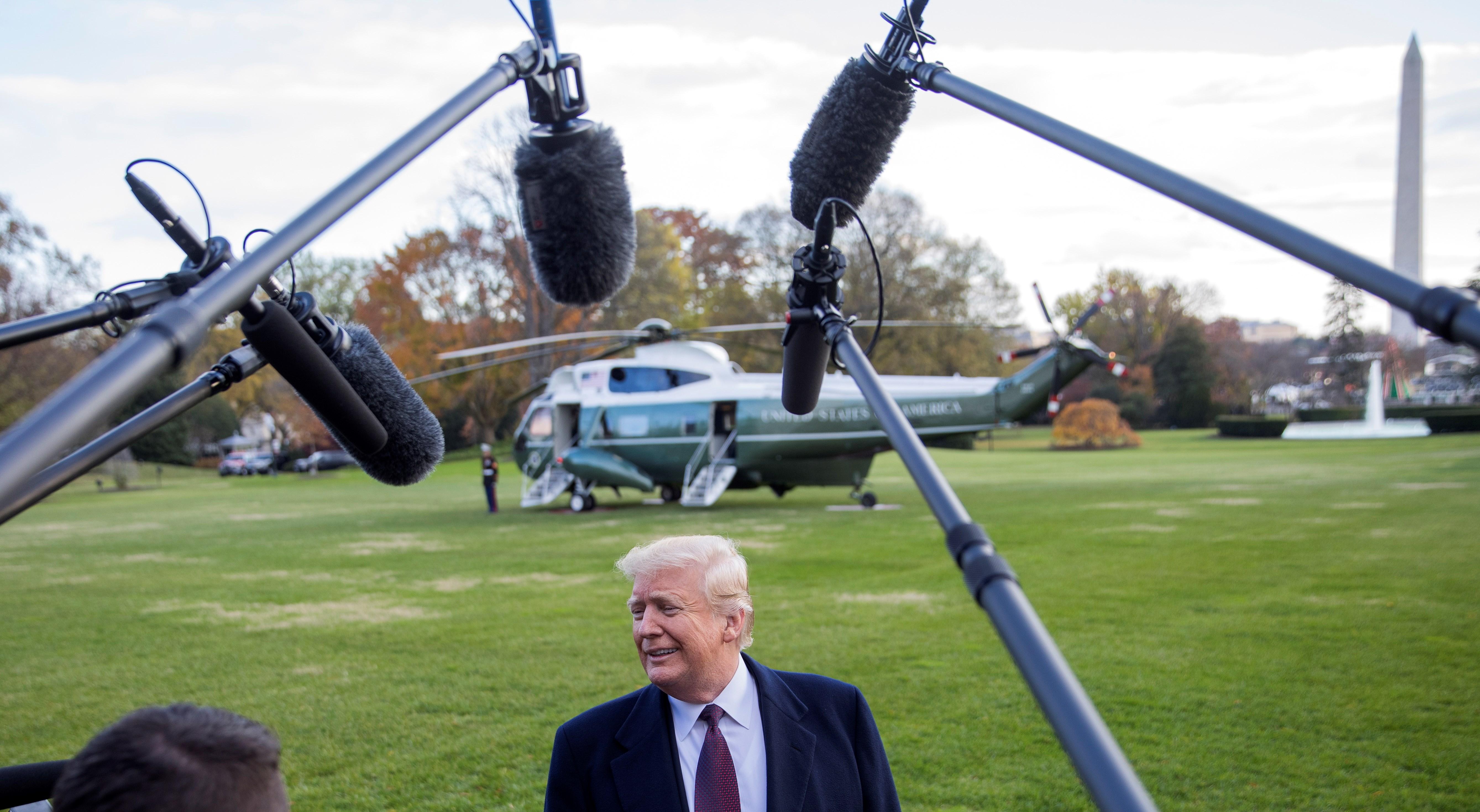 Trump autoritza la "força letal" per frenar els immigrants a la frontera