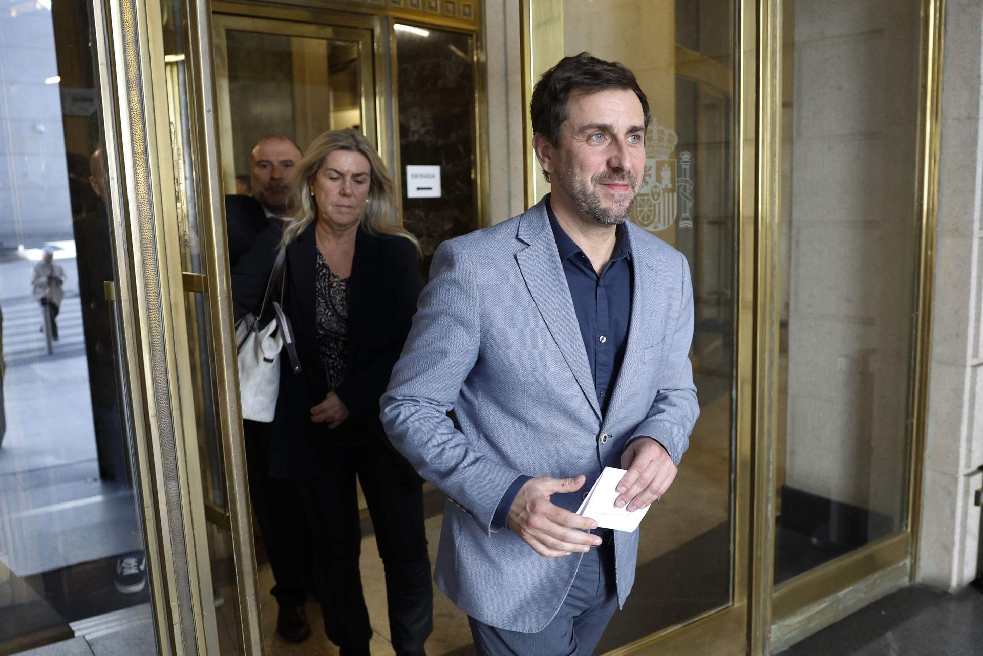 Comín recull l'acta d'eurodiputat i promet la Constitució a Madrid "pel mandat de l'1-O i per imperatiu legal"