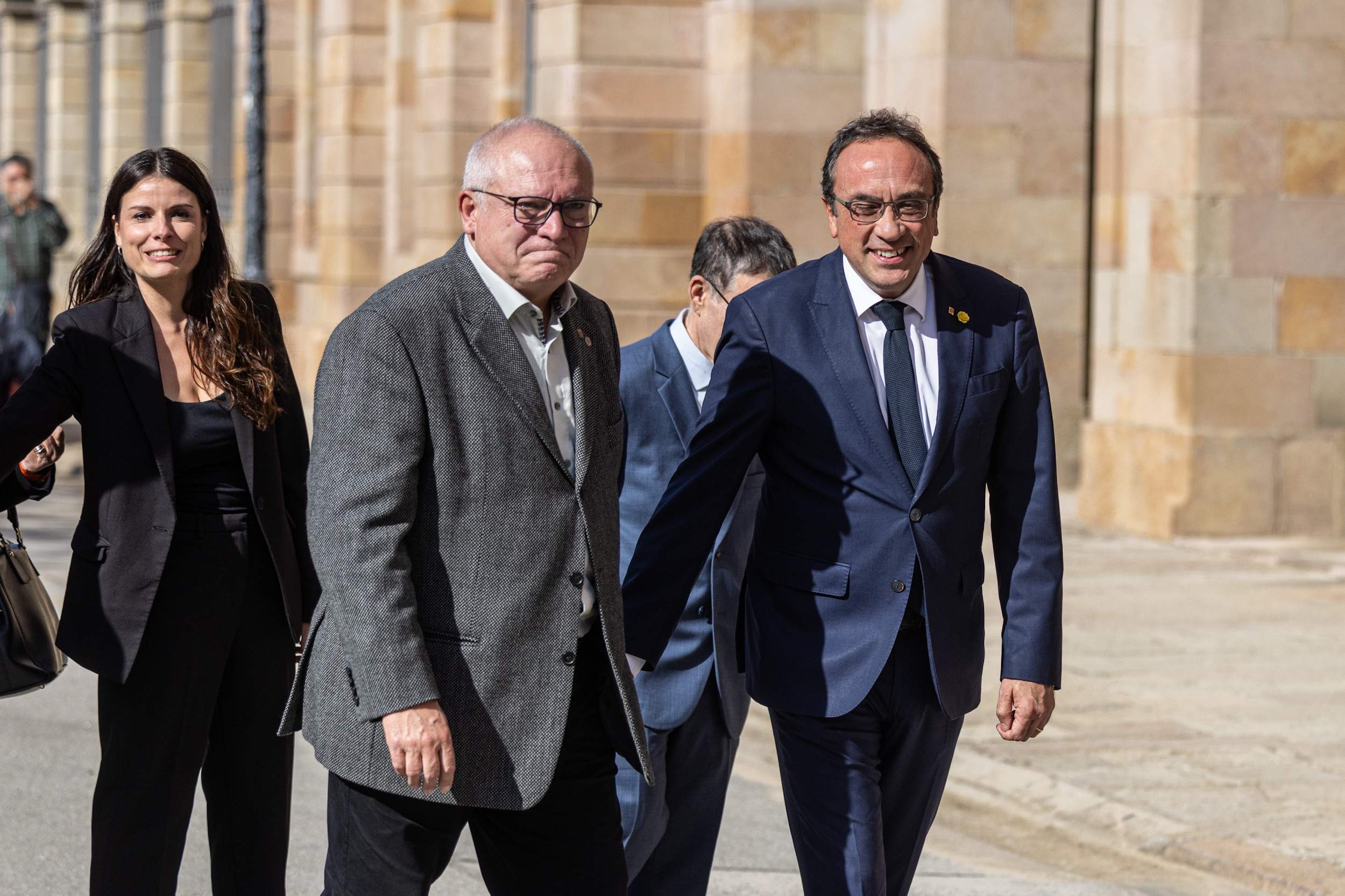 Rull da la bienvenida a Lluís Puig al Parlament: "La esperanza siempre es más poderosa que el miedo"