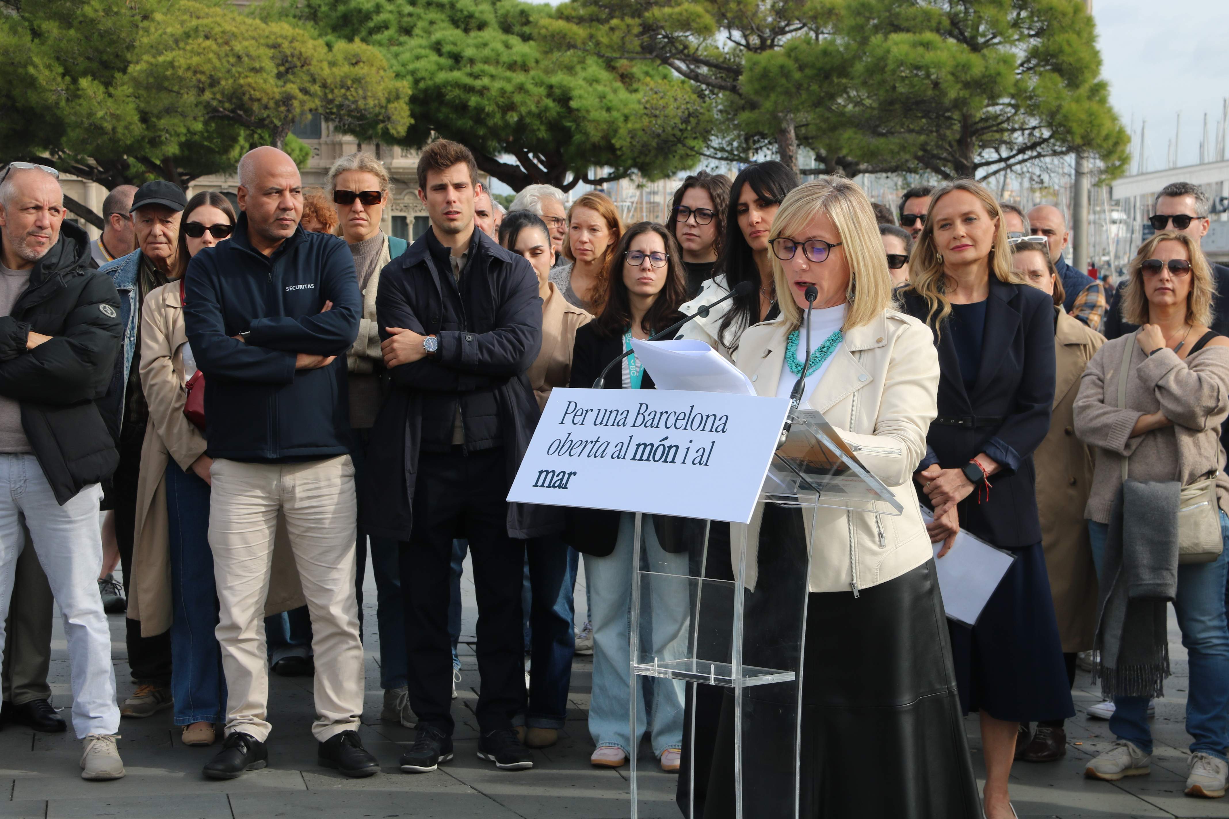 Empreses barcelonines vinculades als creuers clamen contra la taxa turística als creueristes