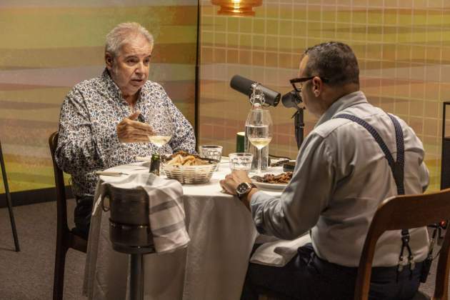 Bernie Vinyes i Jordi Àvila durant el rodatge del Primer Torn. / Foto: Xevi F. Güell Bernie Vinyes i Jordi Àvila durant el rodatge del Primer Torn. / Foto: Xevi F. Güell