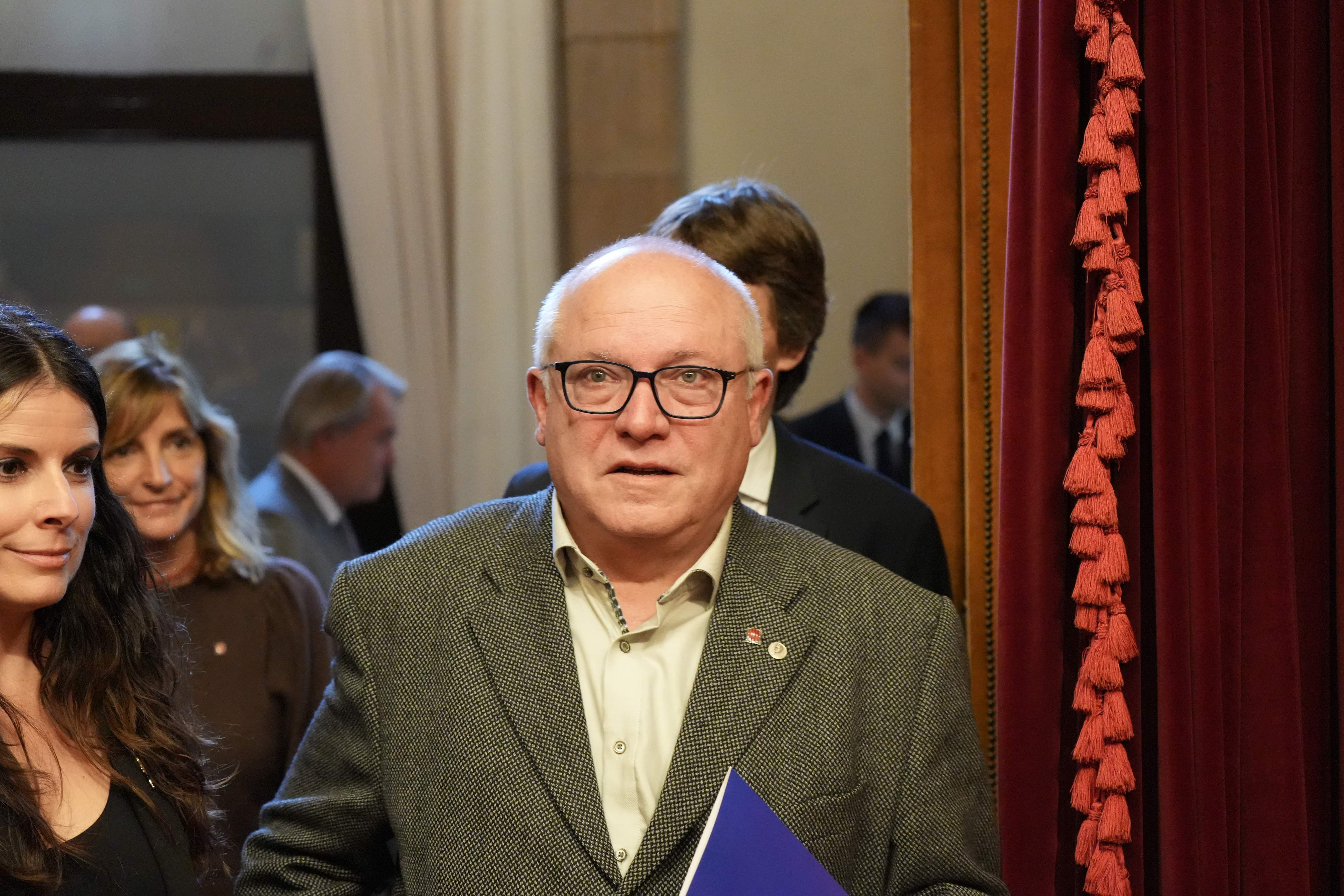 Lluís Puig lamenta la ausencia de Illa a su regreso al Parlament: "Me supo mal"