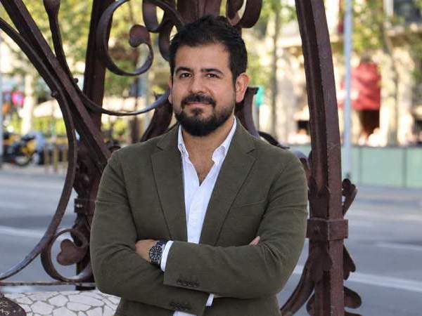 Alex Mendoza Alex Mendoza