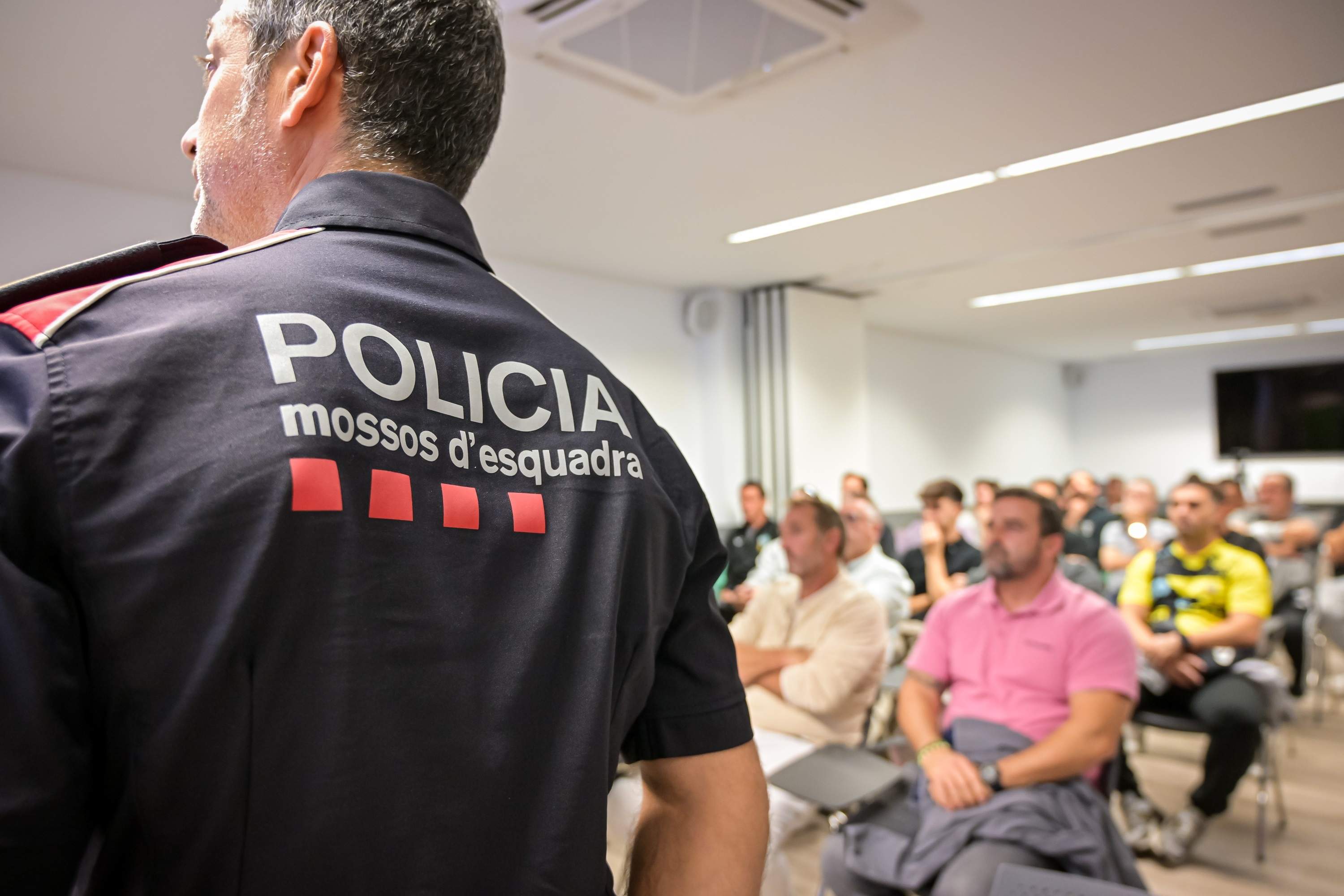 El sotscap dels Mossos recorda a tots els agents les mesures d'autoprotecció després de l'amenaça de Daesh