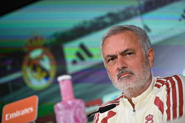 José Mourinho, a la roda de premsa prèvia al Clàssic / Foto: EFE José Mourinho, a la roda de premsa prèvia al Clàssic / Foto: EFE