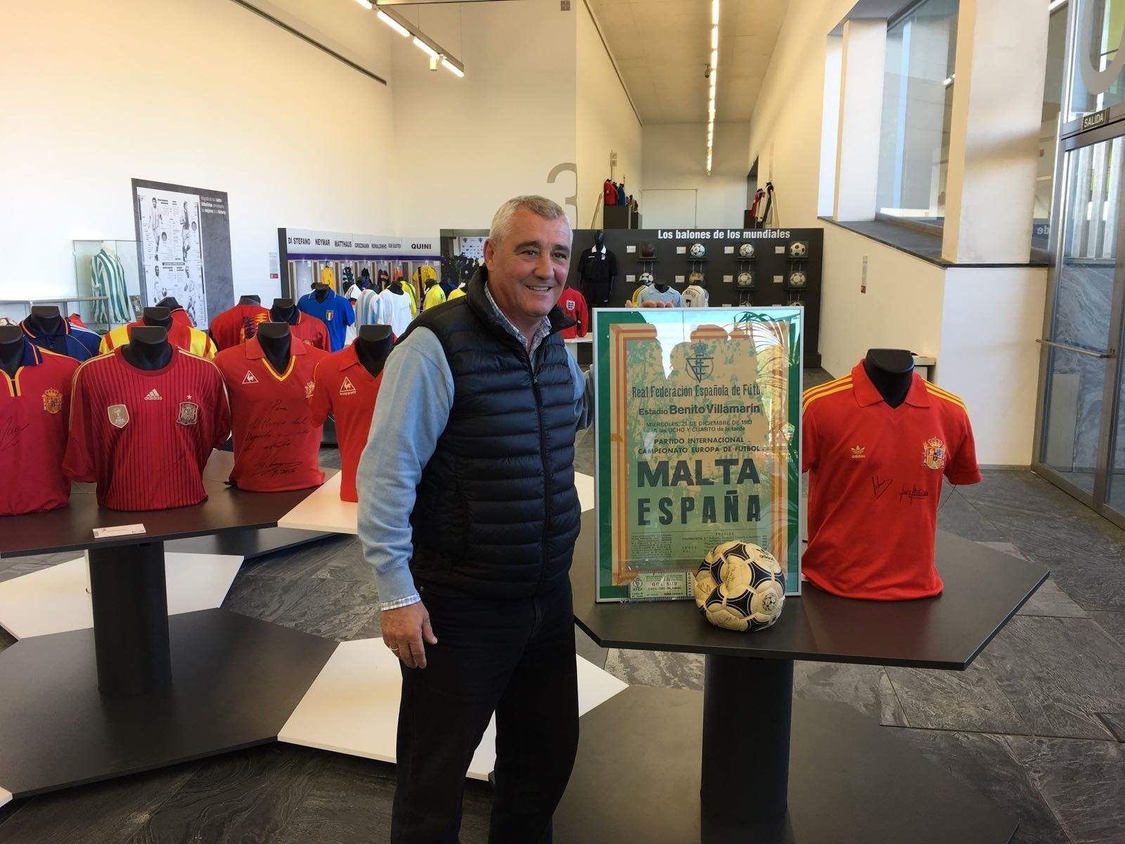 L'arribada de Mourinho, qüestionada per Poli Rincón: "No el volia com a entrenador del Reial Madrid"