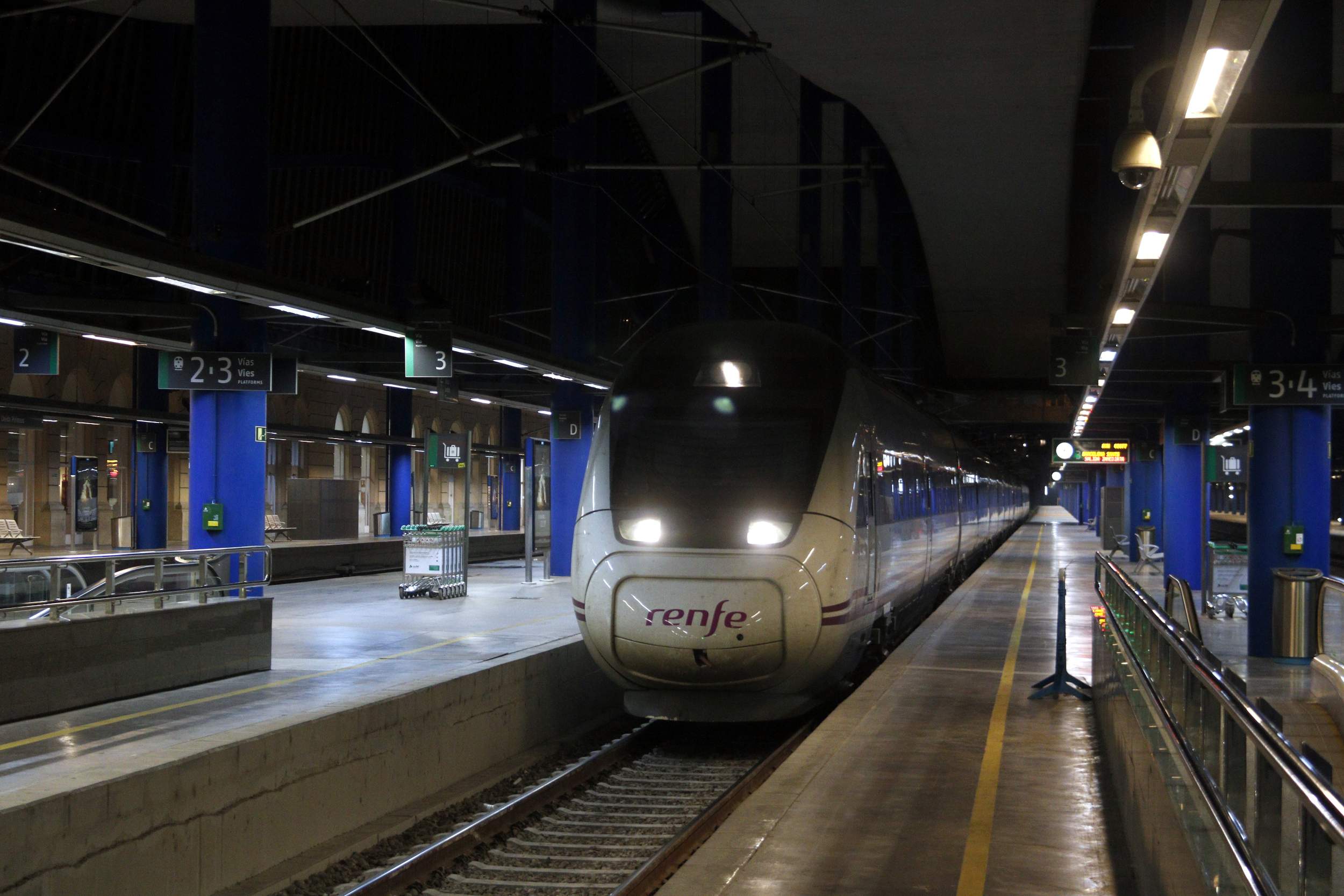 Renfe incrementarà prop d'un 20% les places de l'Avant a Lleida, després de les queixes per retallar capacitat
