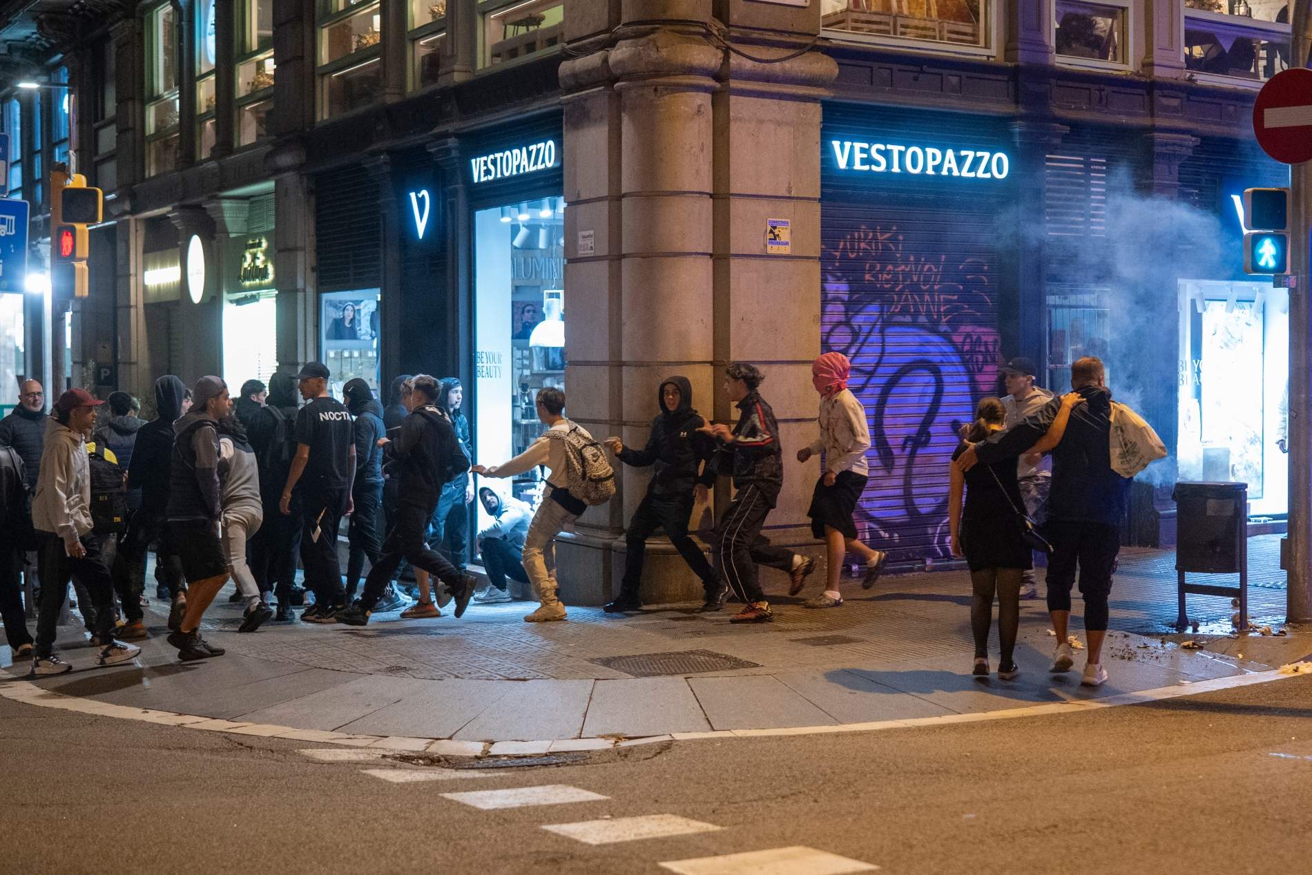 Tot el que se sap dels aldarulls de Barcelona: qui són els vàndals, com es convoquen i quan tornaran al carrer