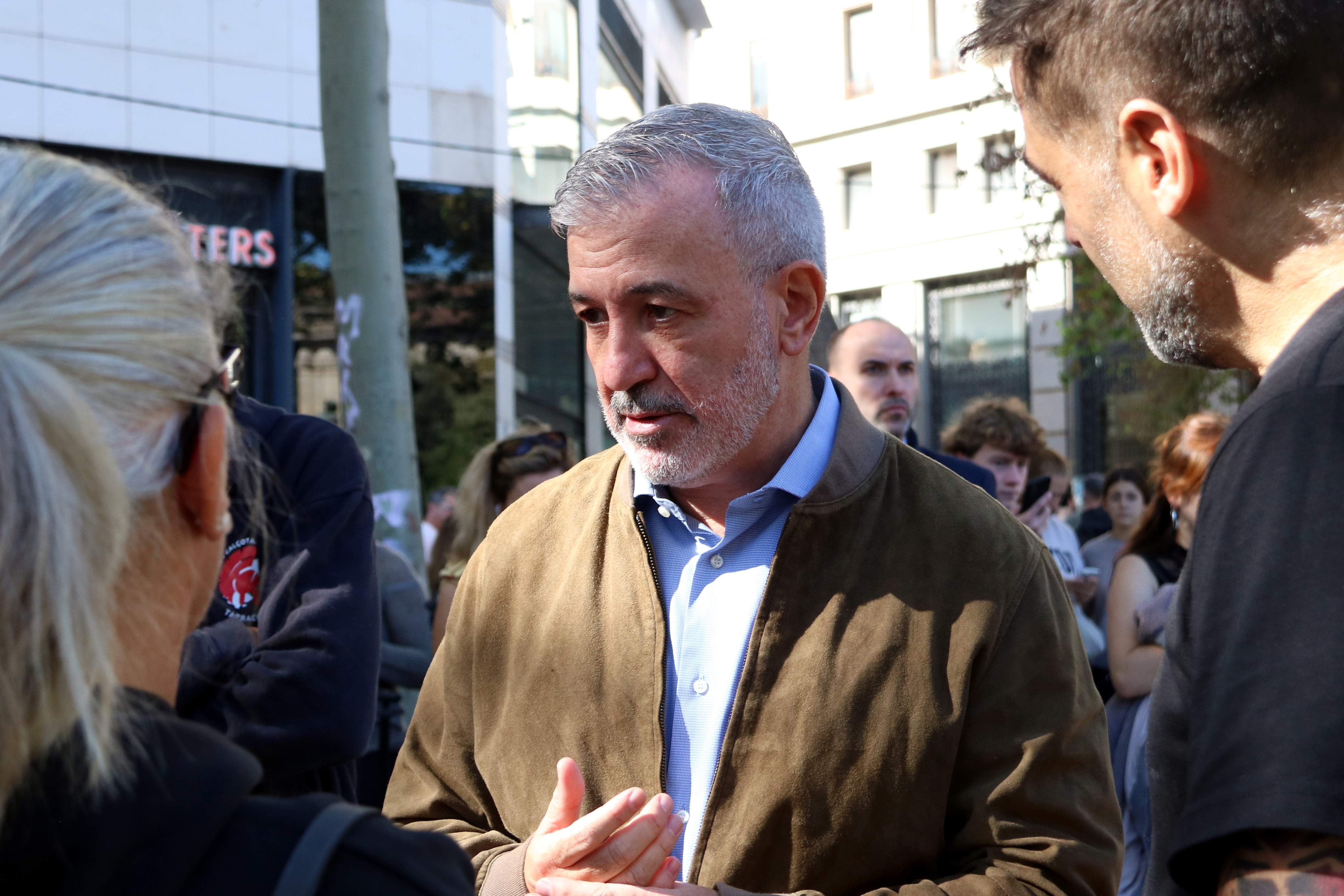 Collboni garantiza apoyo a los comerciantes afectados con ayudas económicas, "si fuera el caso"