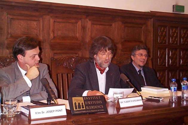 Tilbert Dídac Stegmann, filòleg i conegut difusor de la llengua i cultura catalanes a Alemanya, ha mort a vuitanta cinc anys acn (1) Tilbert Dídac Stegmann, filòleg i conegut difusor de la llengua i cultura catalanes a Alemanya, ha mort a vuitanta cinc anys acn (1)