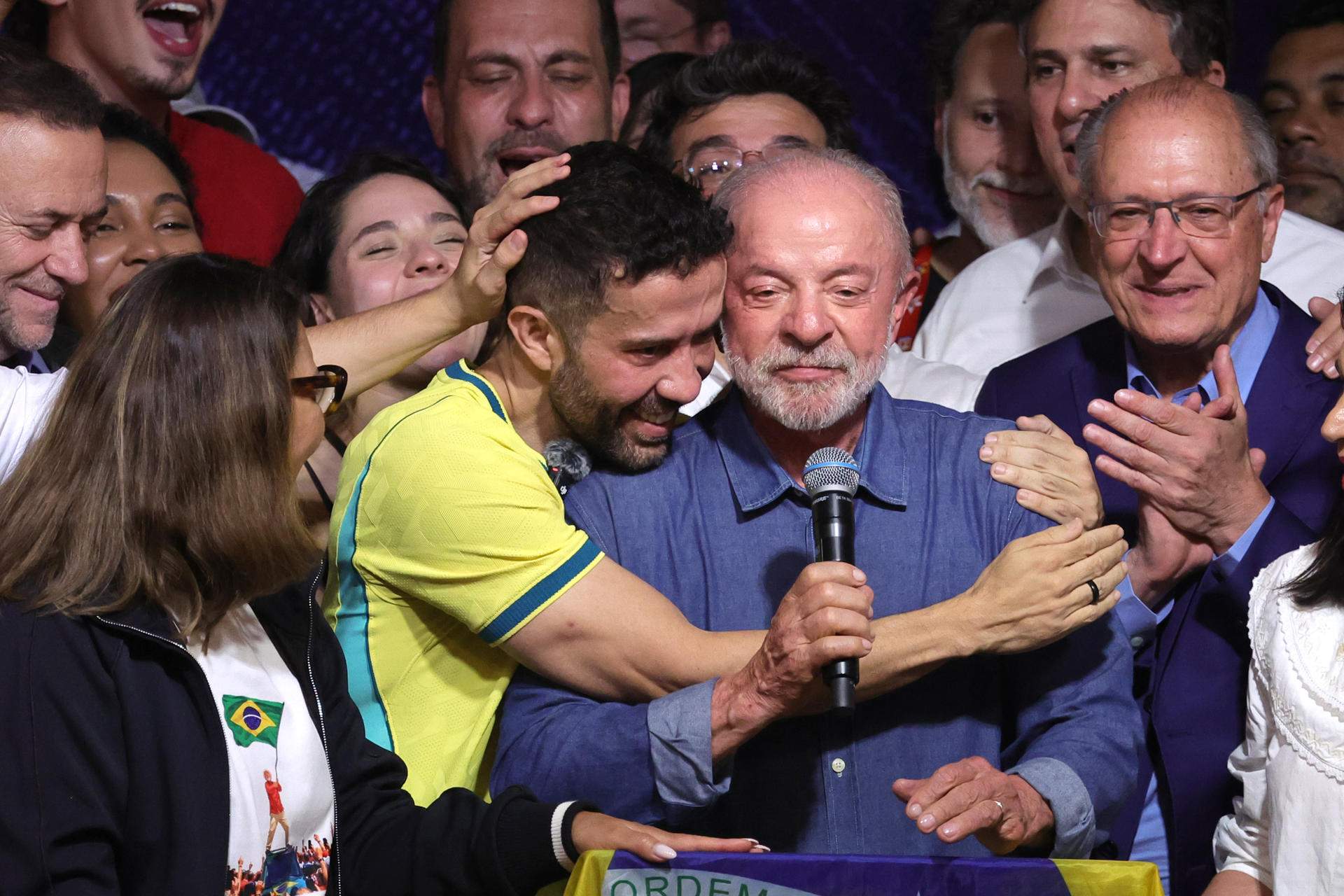 Qui és André Janones, el cervell de la jugada mestra que ha fet possible la remuntada històrica de Lula