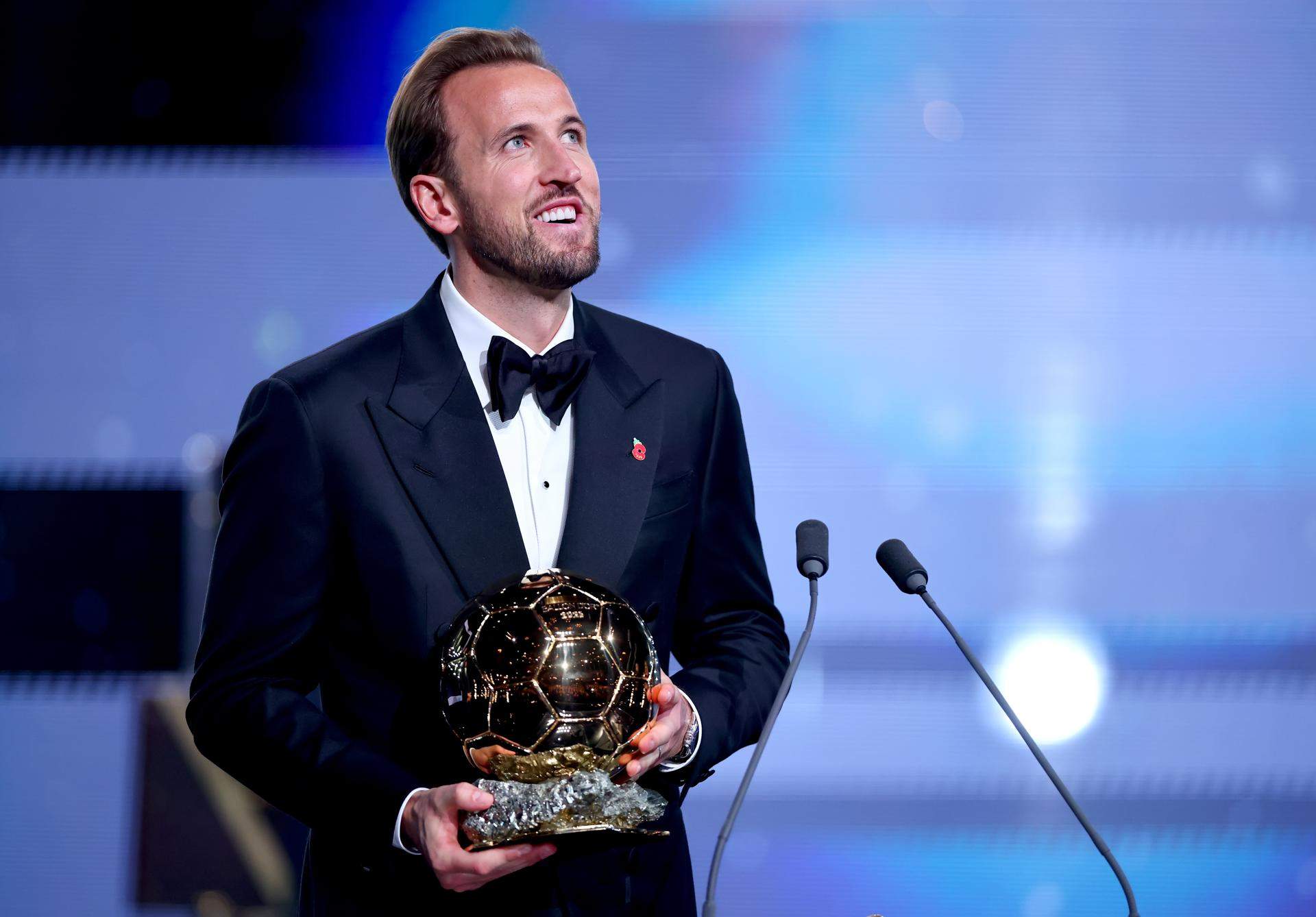 Harry Kane entra en la història i aconsegueix la seva primera Pilota d'Or