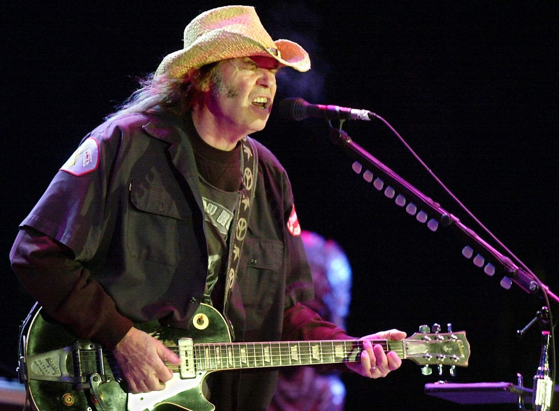 Neil Young demanda al equipo de Trump por usar una canción suya en mítines: "Representa todo lo opuesto"