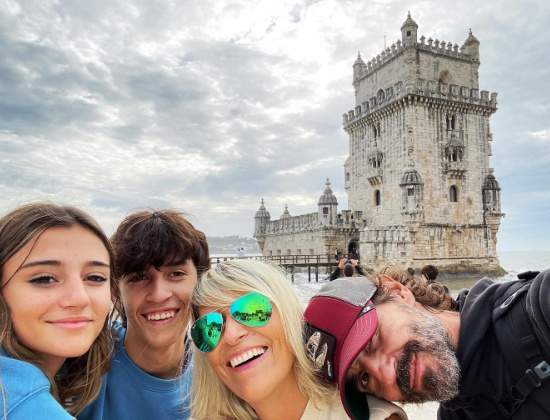 Rosa Olucha i Santi Millán, amb els seus fills Ruth i Marc, una família preciosa IG Rosa Olucha i Santi Millán, amb els seus fills Ruth i Marc, una família preciosa IG