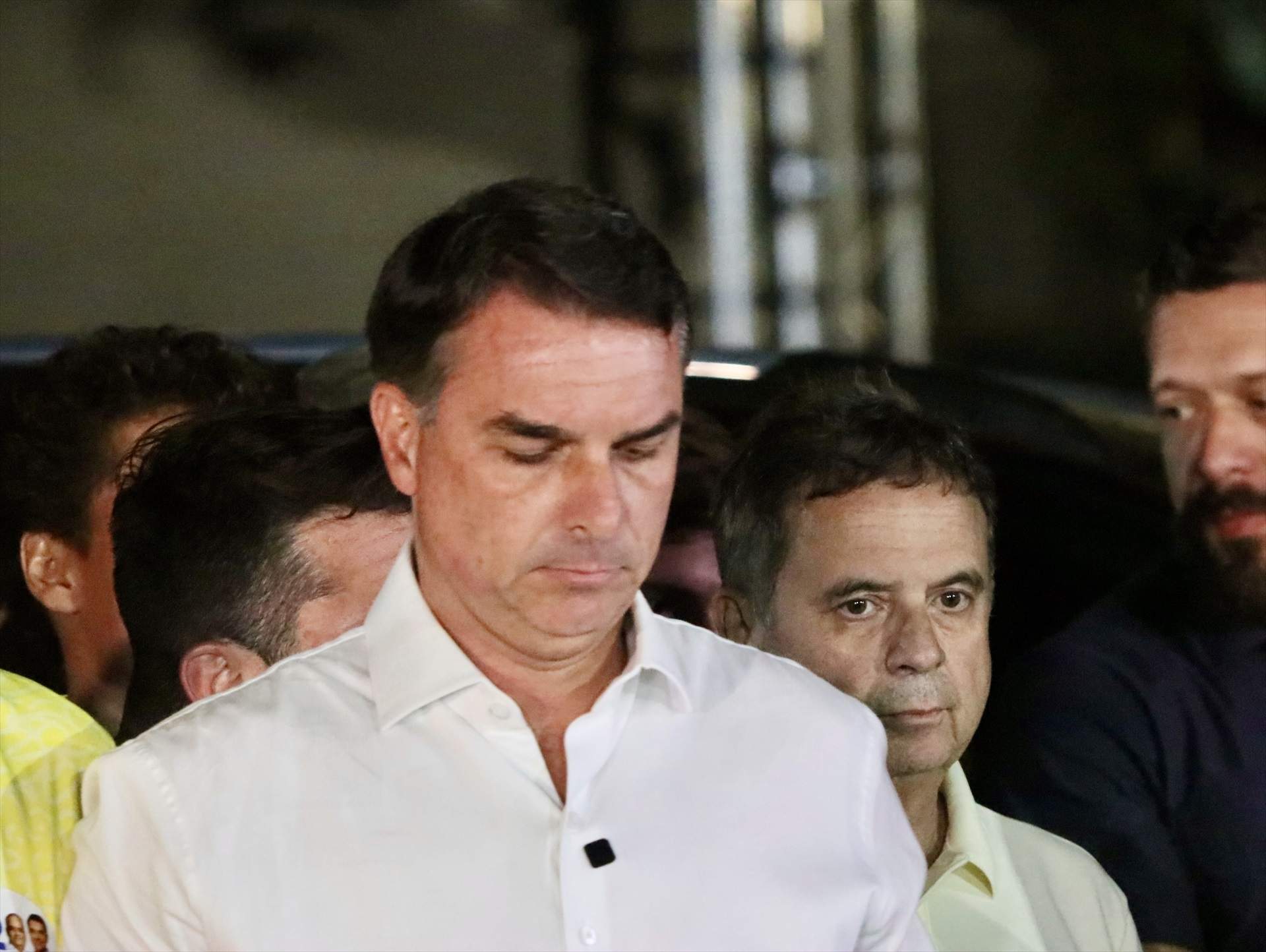 Flávio Bolsonaro podria haver fugit del Brasil després de perdre les eleccions, segons la policia