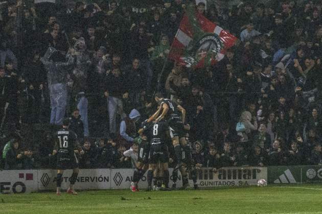 El Sestao River celebra un gol contra l'Espanyol a la Copa / Foto: EFE El Sestao River celebra un gol contra l'Espanyol a la Copa / Foto: EFE