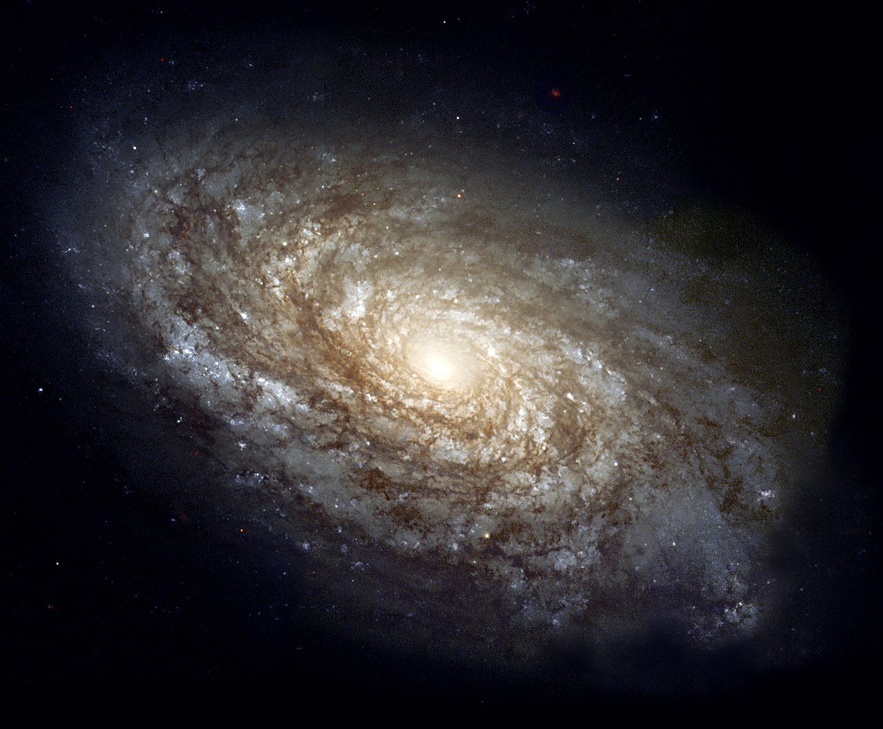 Se confirma la existencia de una galaxia descubierta por un astrónomo aficionado