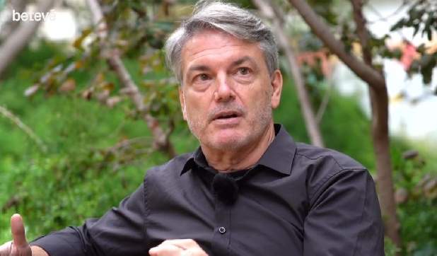 César Frattarola, professor vilafranquí, inspiració per a Luis Enrique betevé César Frattarola, professor vilafranquí, inspiració per a Luis Enrique betevé