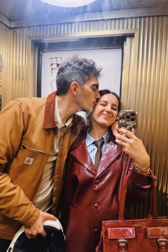 La Júlia Peguera i el seu xicot, Enric Botella IG La Júlia Peguera i el seu xicot, Enric Botella IG