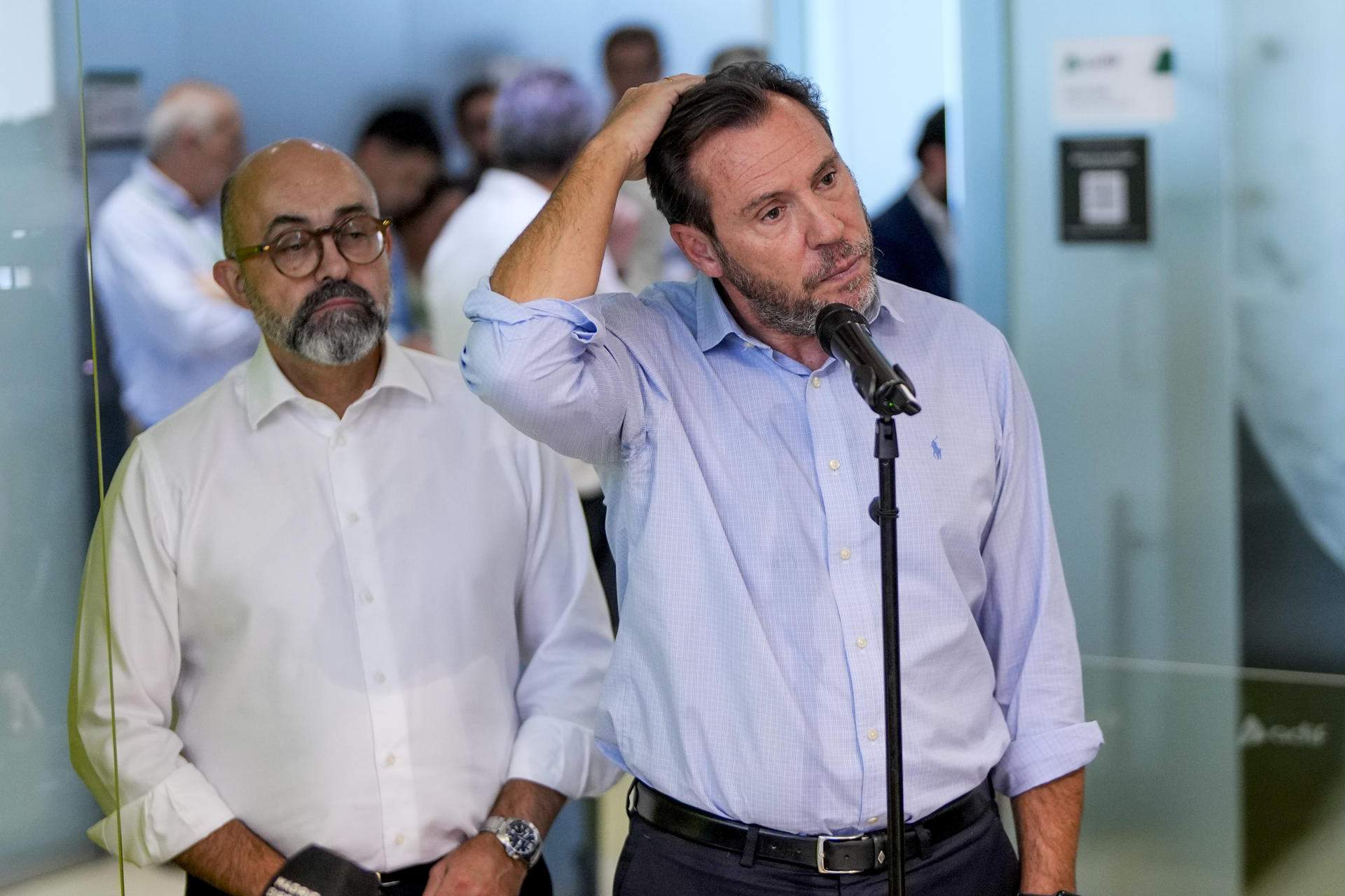 Setge a Puente: CCOO en reclama la dimissió, Vox el porta al Suprem i el PP exigeix responsabilitats