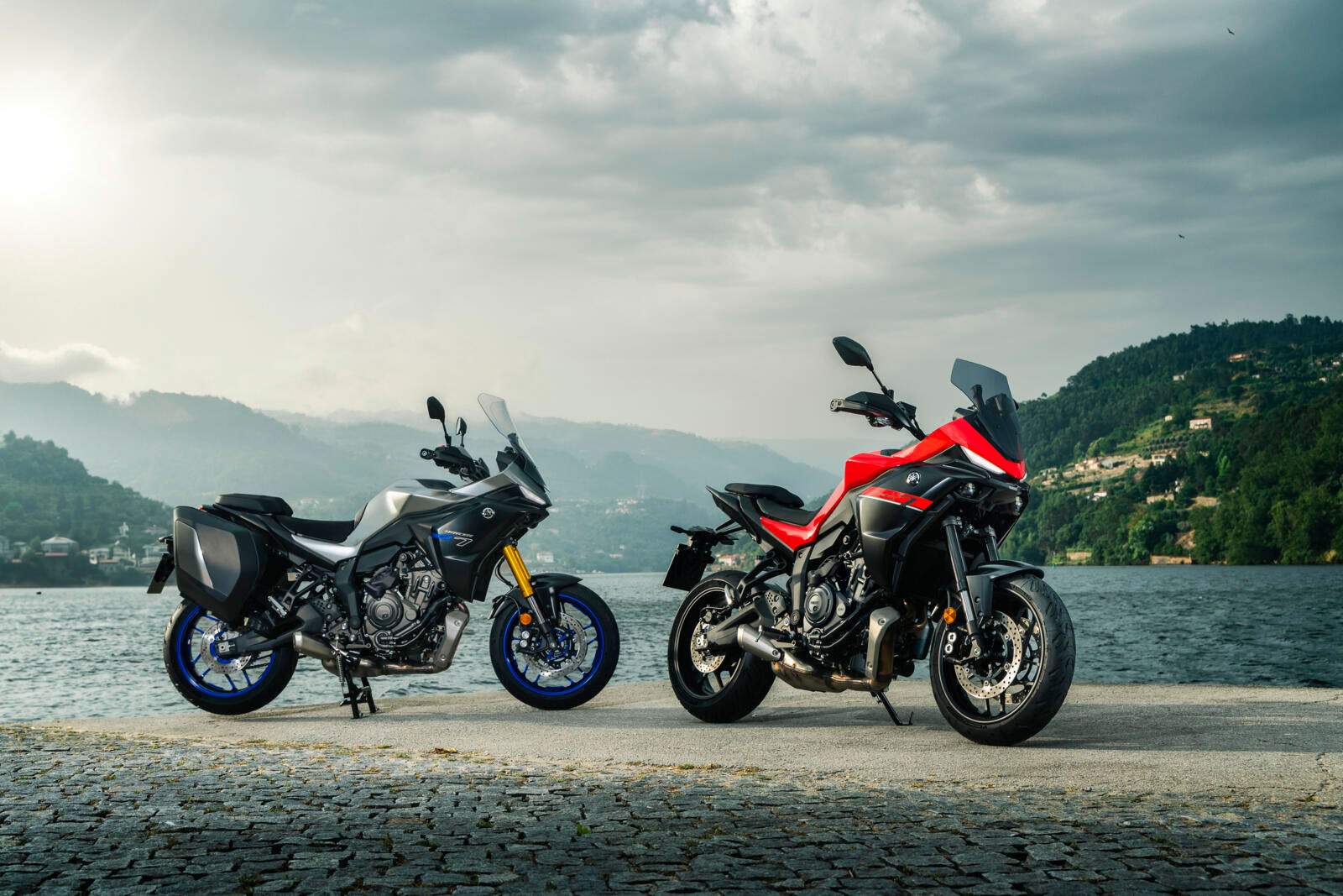 La Yamaha Tracer 7 Y-AMT pone en aprietos a motos más grandes: menos potencia, pero mucho más fácil de usar