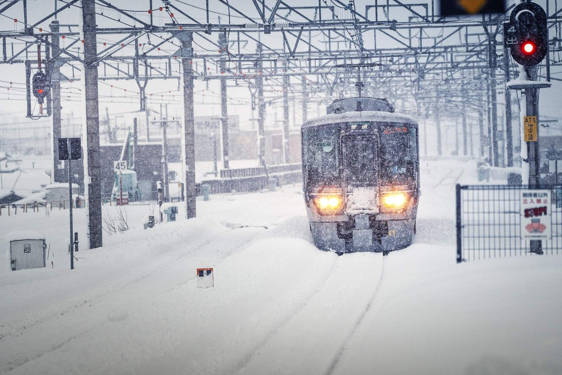 Una tormenta solar registrada en octubre de 1848 habría provocado interferencias en el telégrafo de una estación ferroviaria de Exeter, Inglaterra, retrasando un tren durante 16 minutos