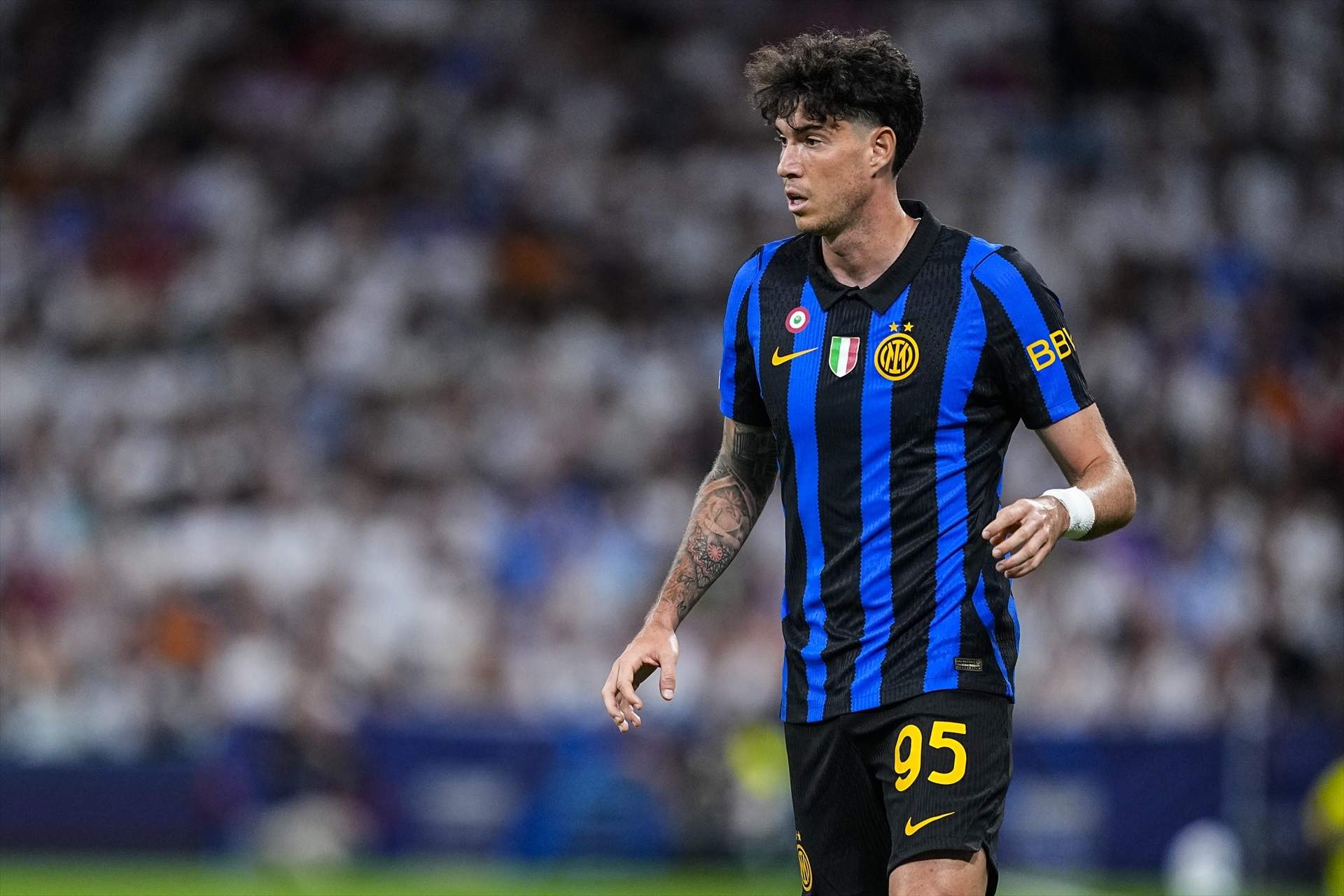 Bastoni no tanca la porta a fitxar pel Barça