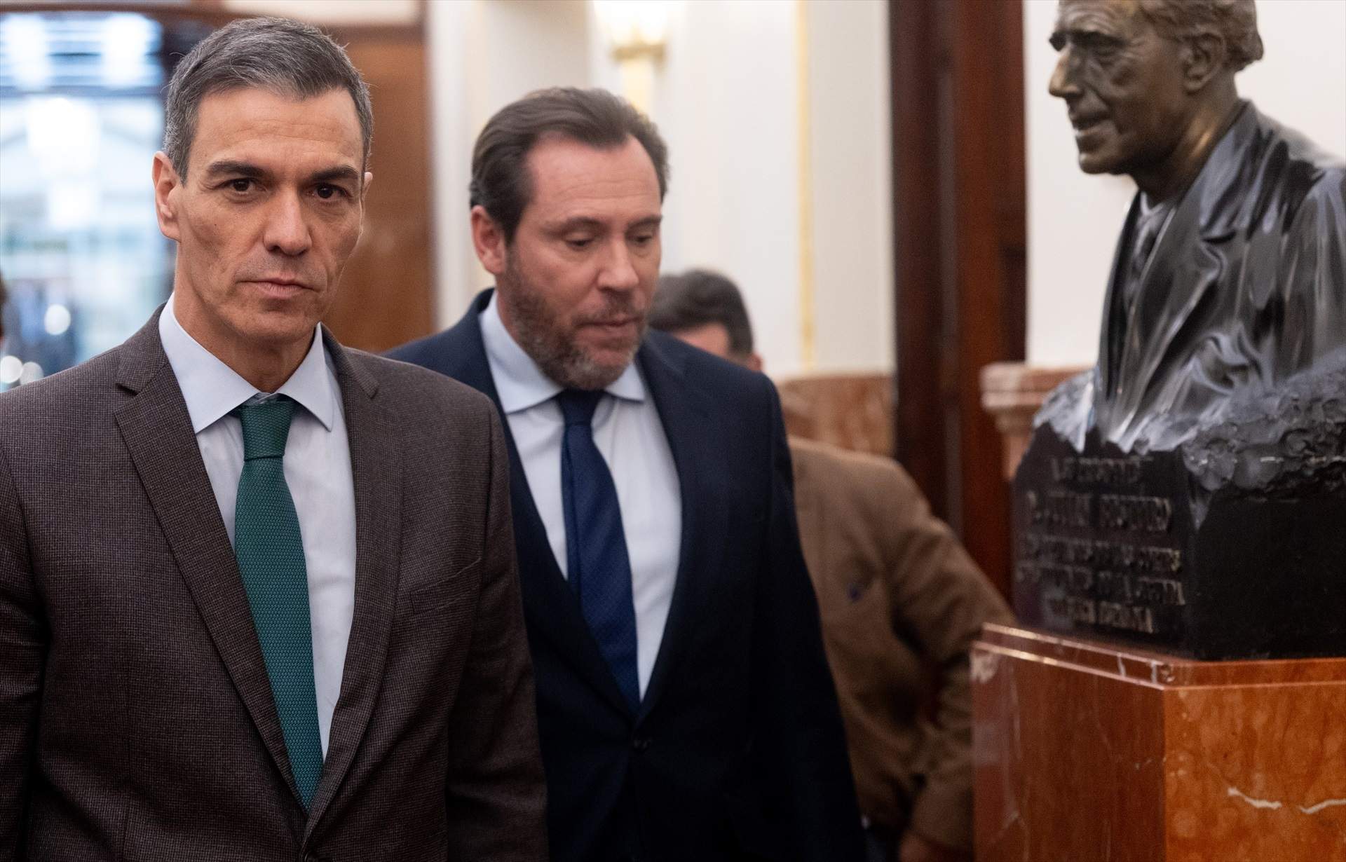 Puente posa al descobert la conversa interna amb Sánchez sobre la seva continuïtat després de l'accident