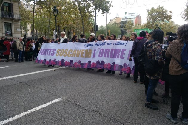 ELNACIONAL mani feminista 25n elia murgou