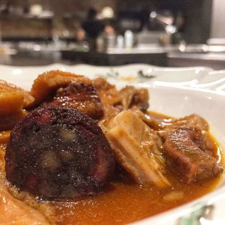 El Corte Inglés coloca los callos a la madrileña en lo más vendido del Gourmet: receta auténtica