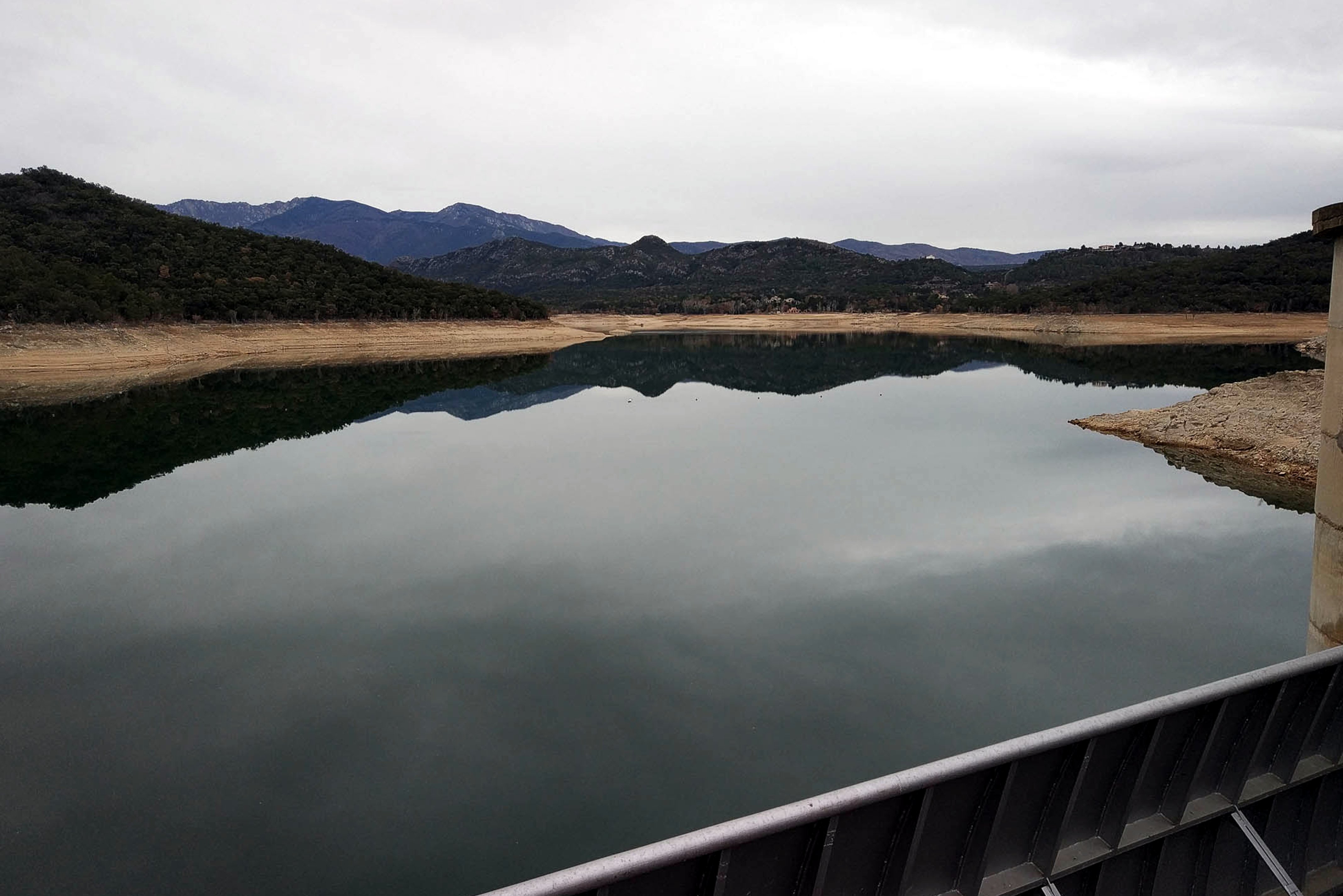 La autopsia del cadáver encontrado en el pantano de Boadella confirma que murió por una paliza