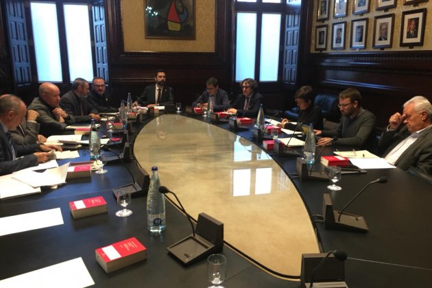 ELNACIOINAL Reunió Mesa Parlament - Carlota Camps ELNACIOINAL Reunió Mesa Parlament - Carlota Camps