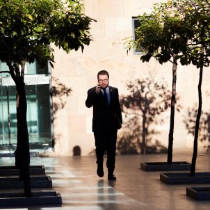 Pere Aragonès mòbil Pati tarongers ERC Govern - Efe Pere Aragonès mòbil Pati tarongers ERC Govern - Efe