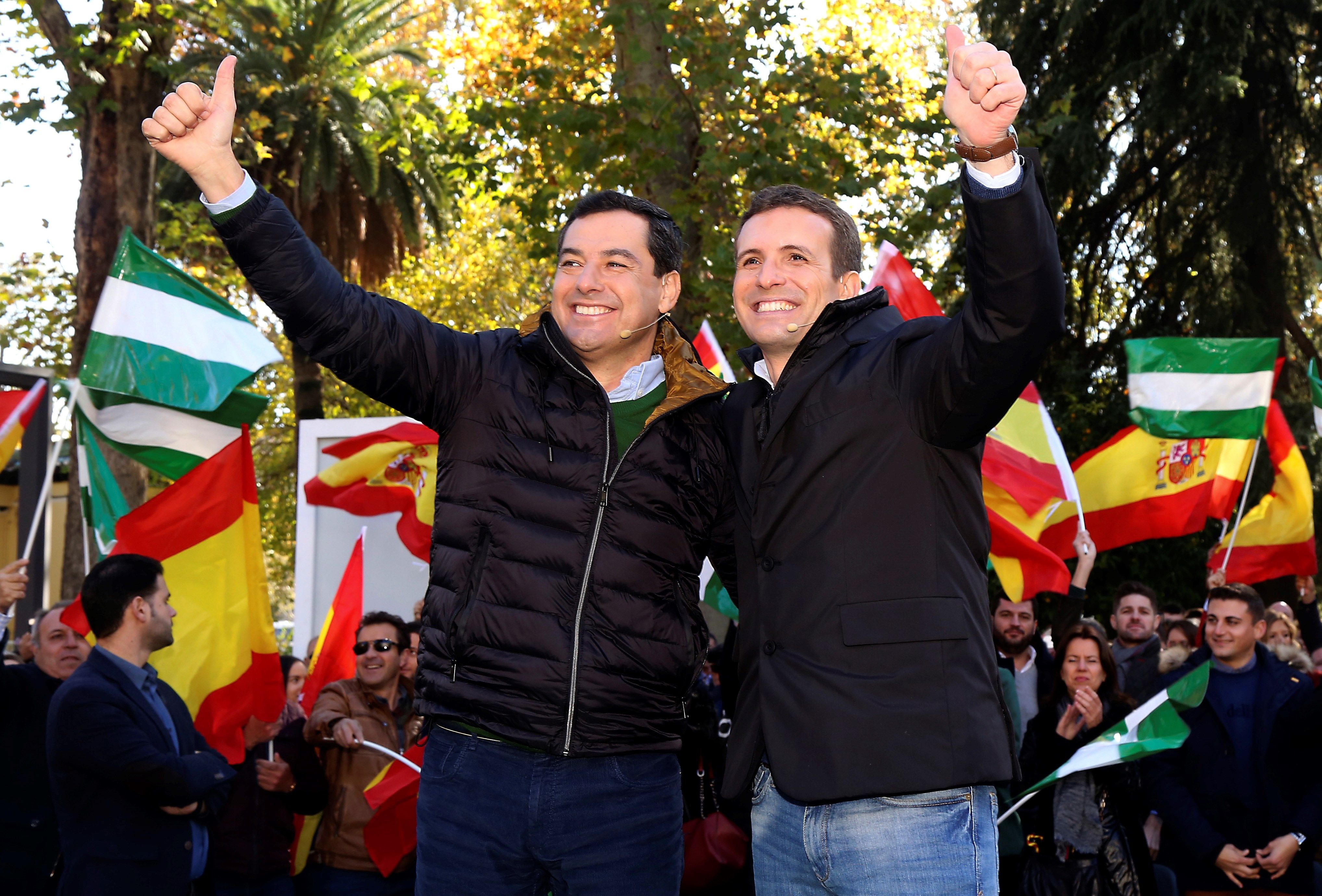 Casado parla amb Moreno i li encarrega que lideri "el canvi històric" andalús