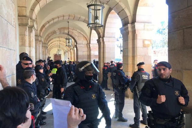 mossos d'esquadra parlament metges el nacional gemma liñán