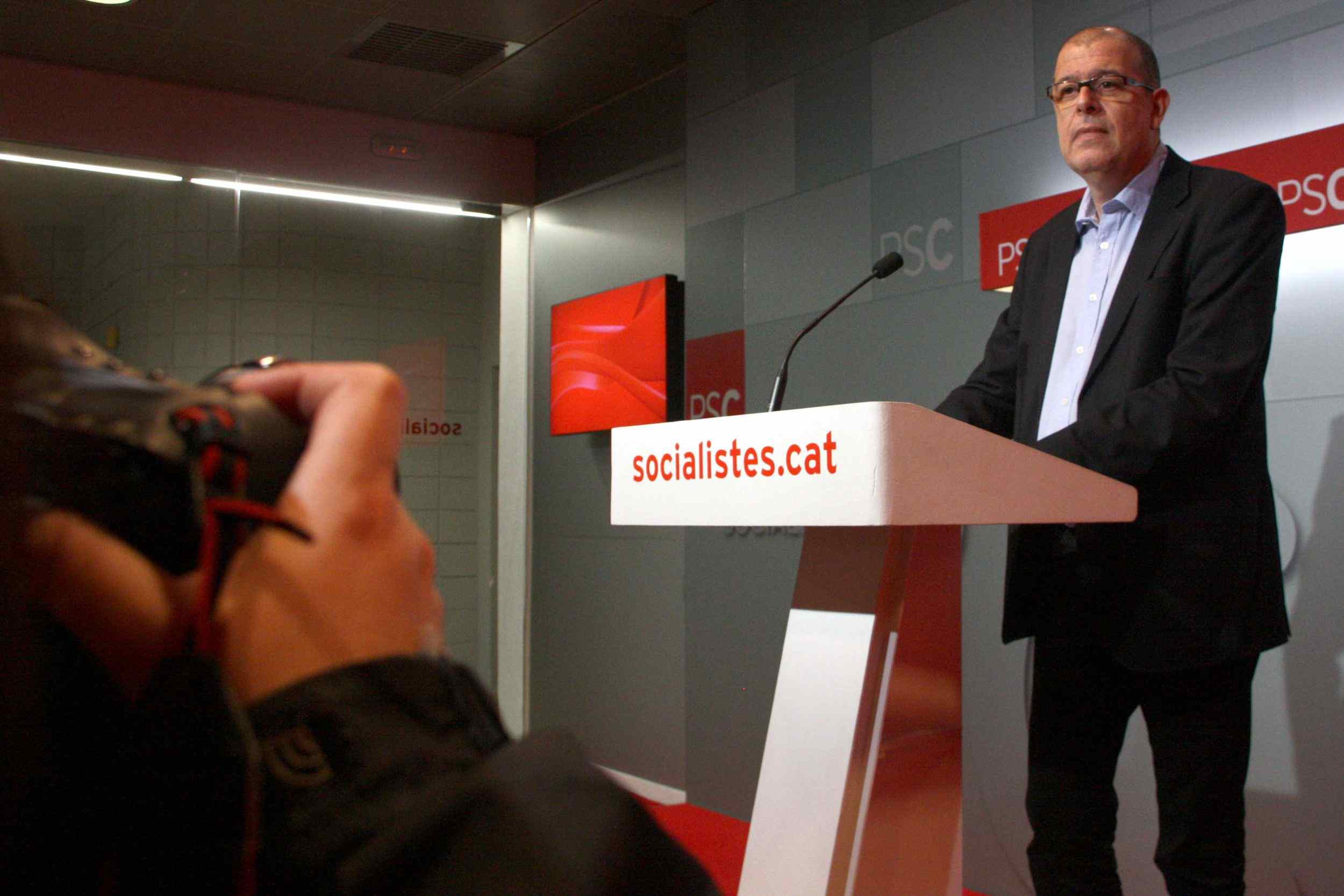 El PSOE castiga José Zaragoza per trencar la disciplina de vot