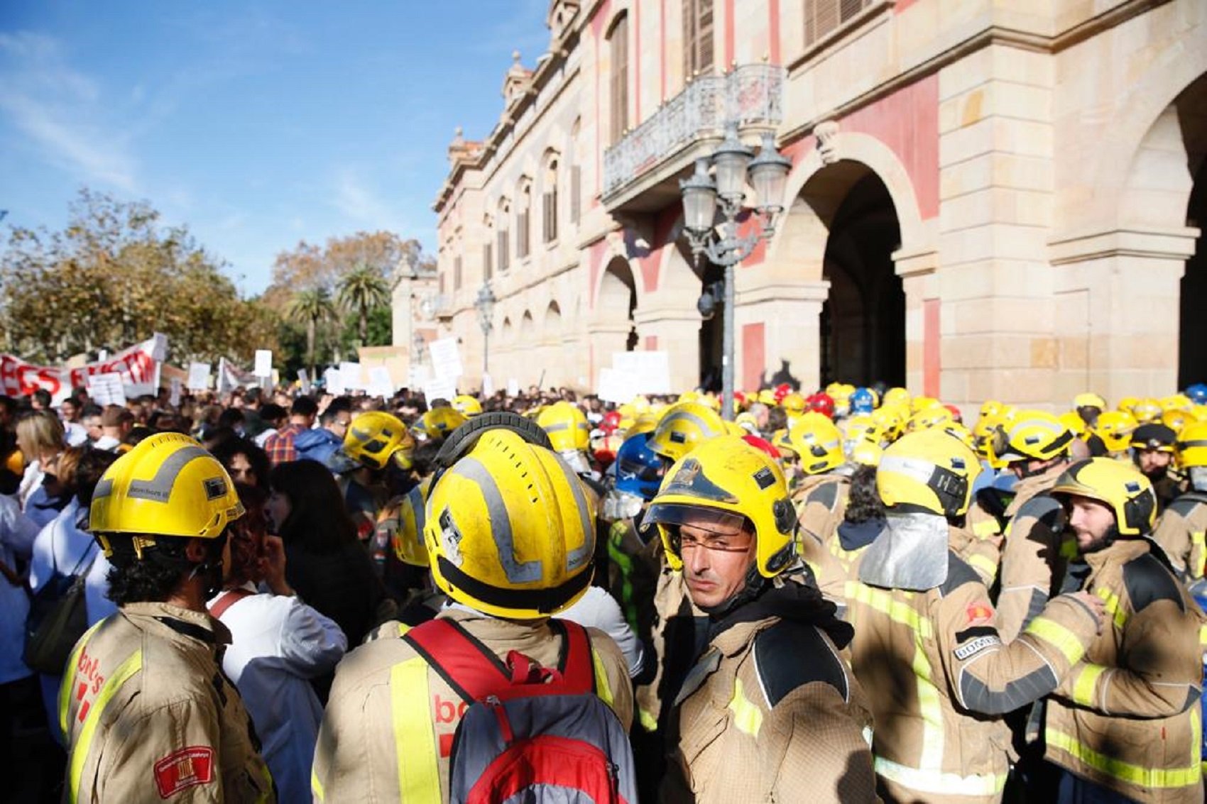 La tensa reunió entre els Bombers i l'equip de Buch