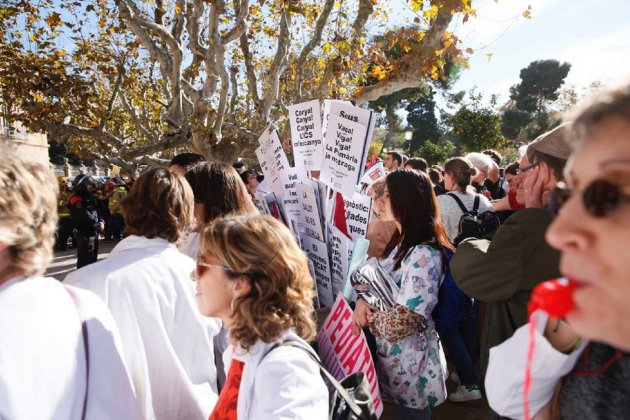 pancartes metges parlament el nacional sergi alcazar